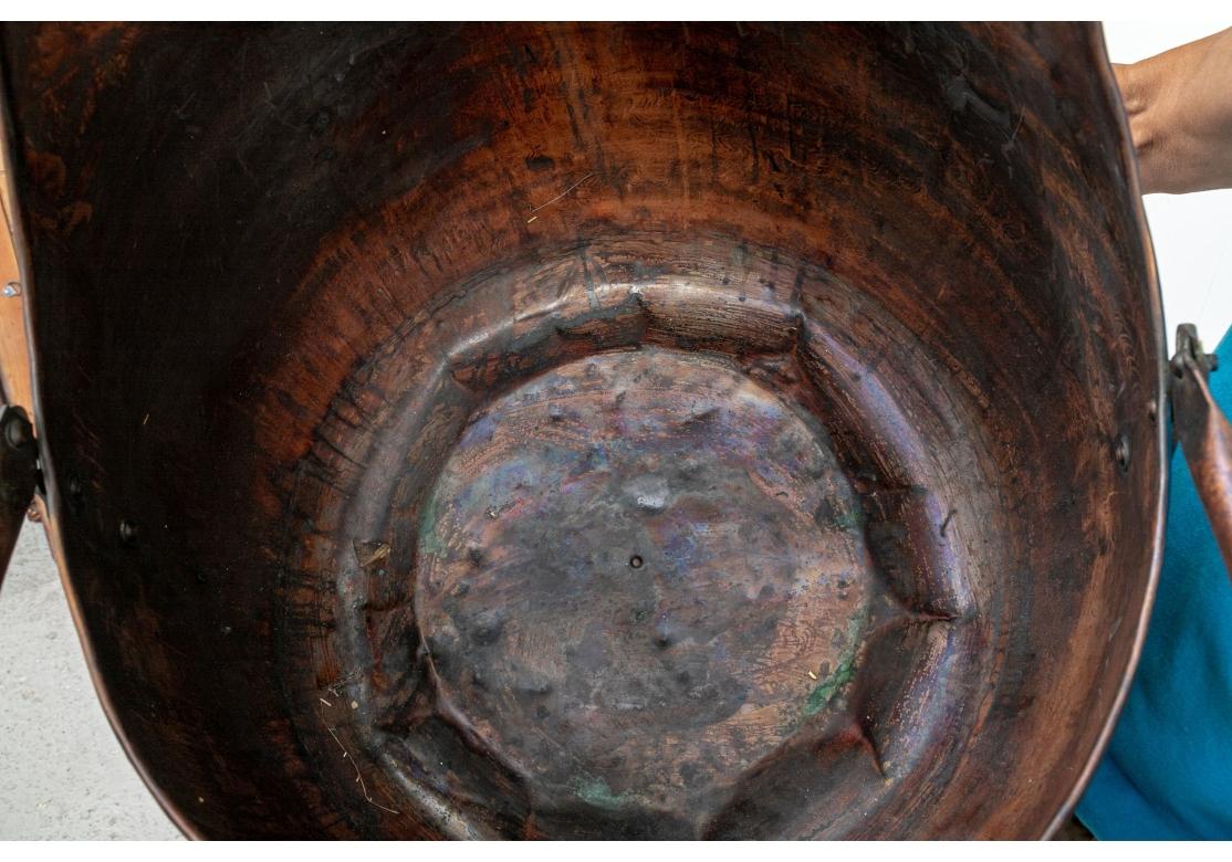 Large Scale 19th C. Copper And Brass Scuttle For Sale 5