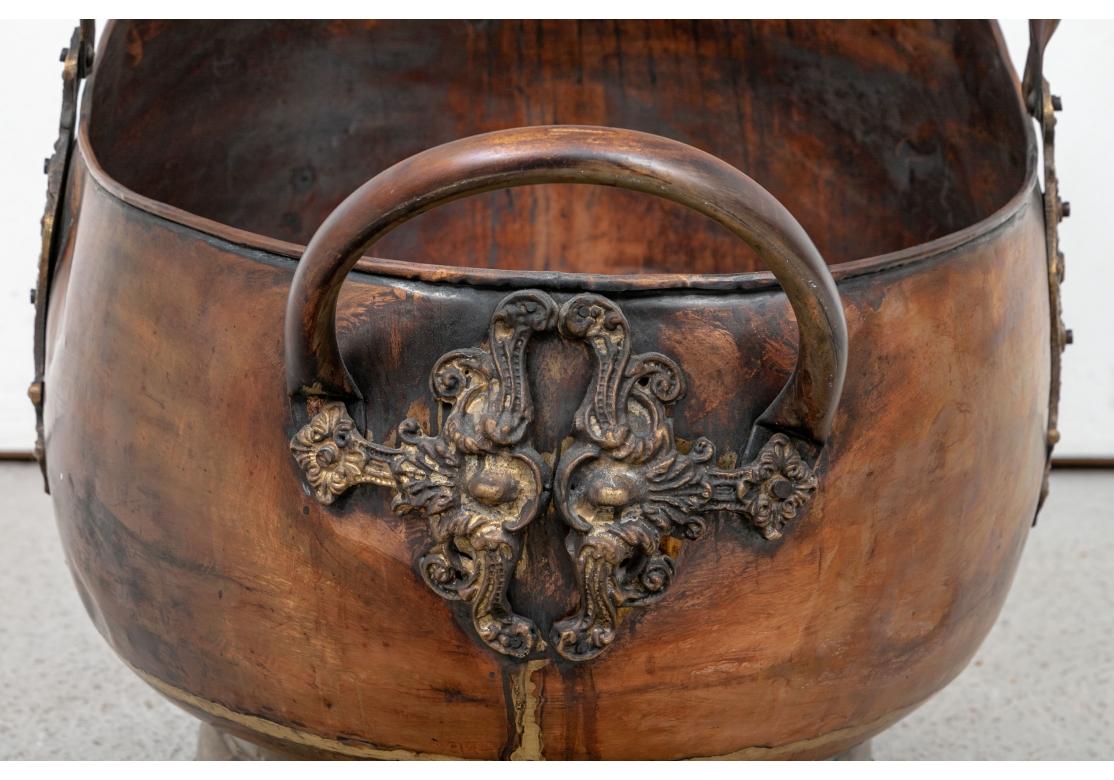 Large Scale 19th C. Copper And Brass Scuttle For Sale 1