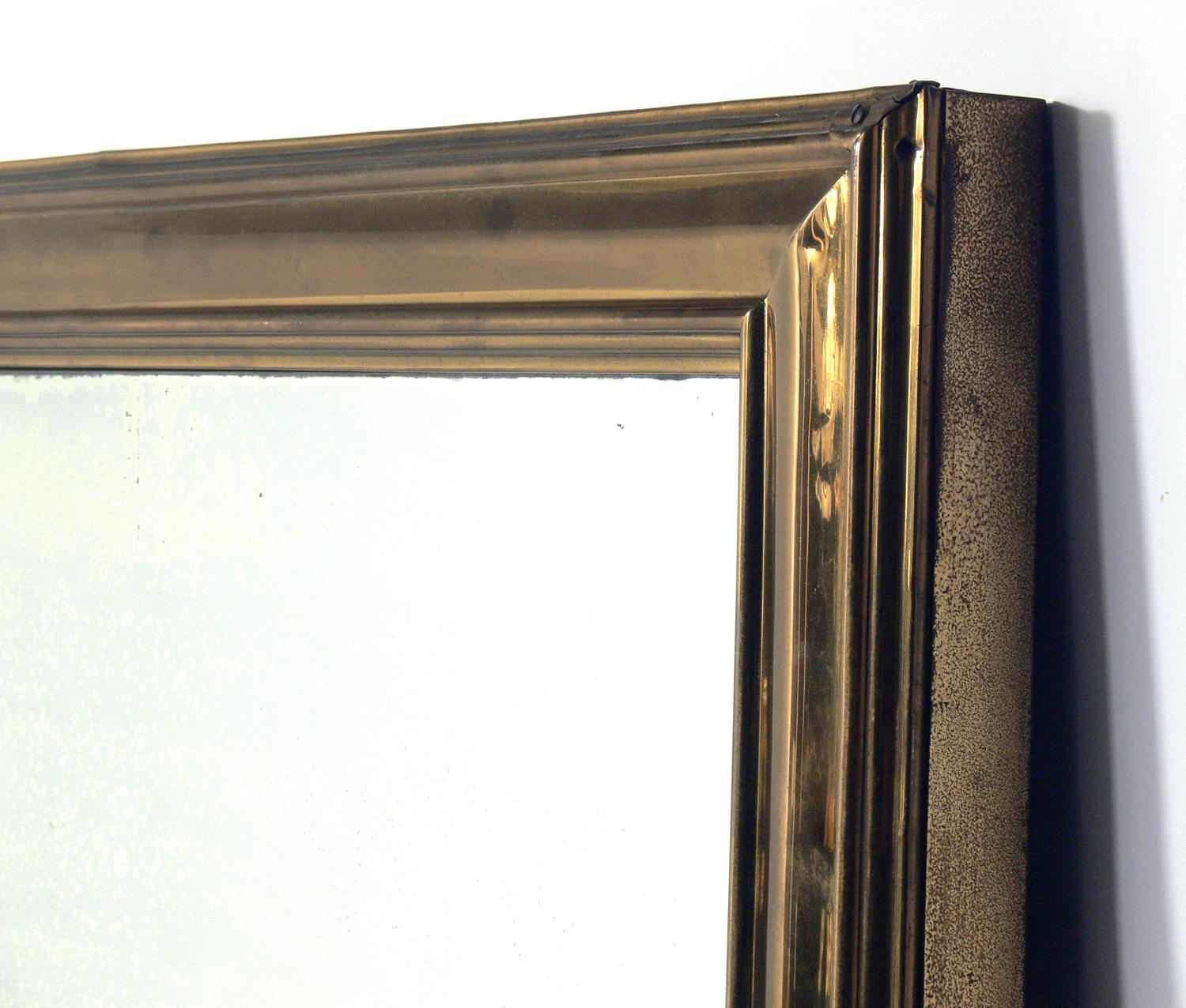 Inconnu Grand miroir en laiton du 19ème siècle de grande taille en vente