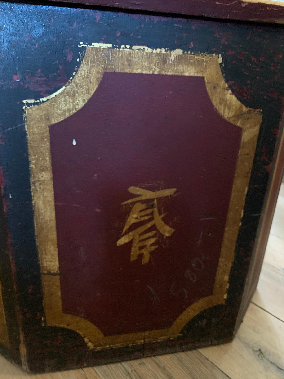 Large Scale 19th Century Chinese Red Painted Wooden Tea Box For Sale 1