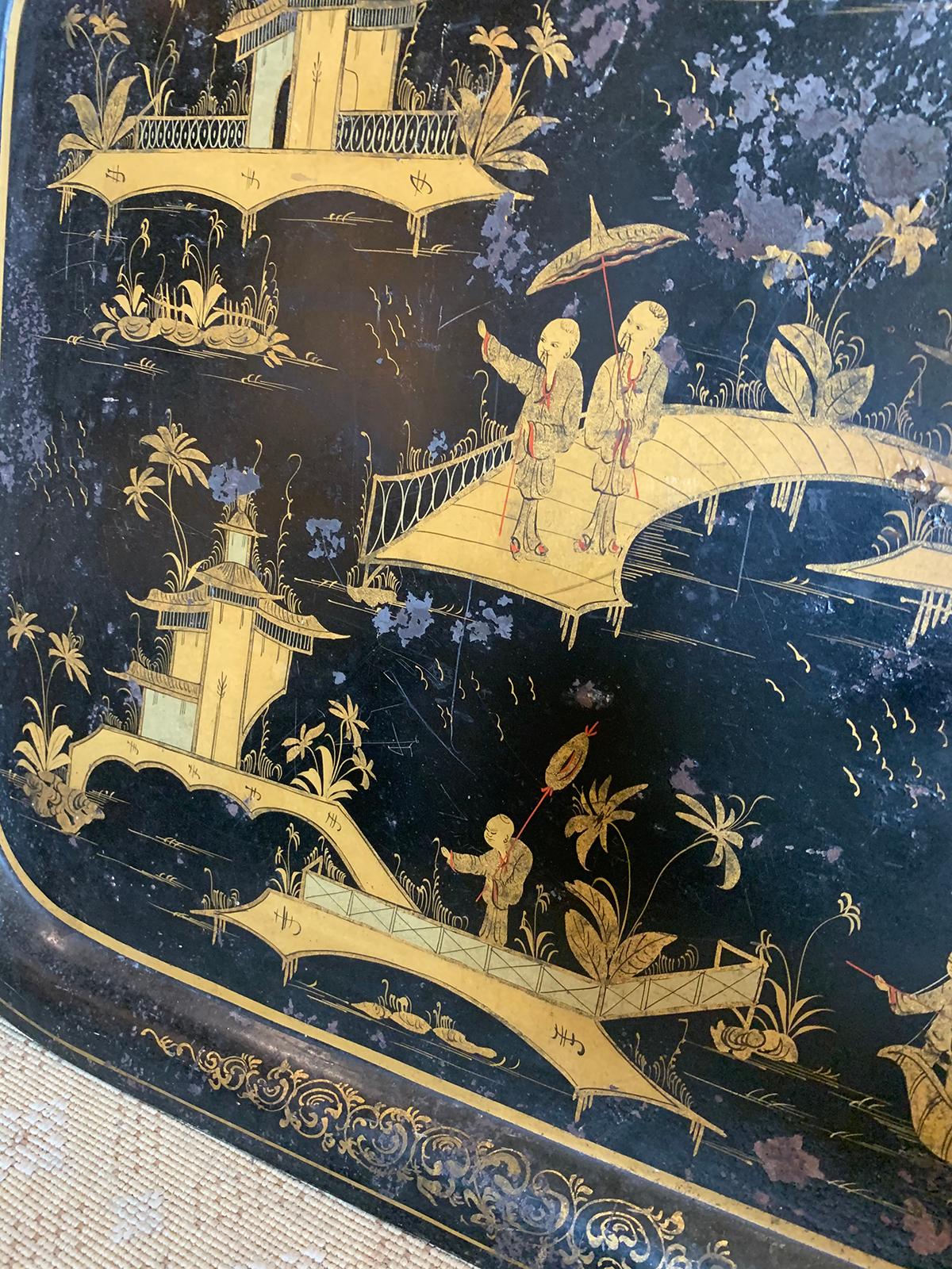 Large Scale 19th Century Chinoiserie Black and Gilt Rectangular Tole Tray For Sale 4