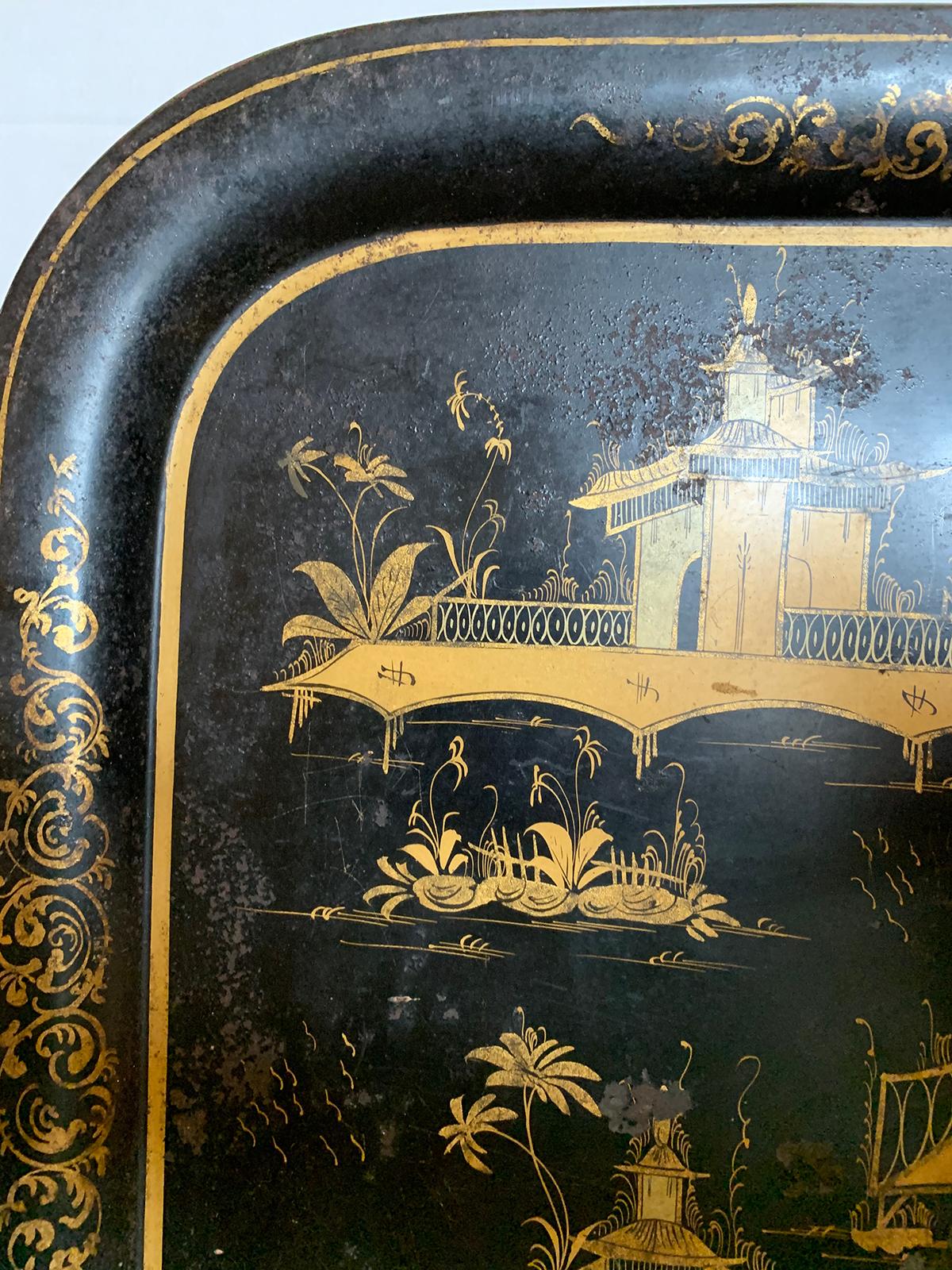 Large Scale 19th Century Chinoiserie Black and Gilt Rectangular Tole Tray For Sale 5