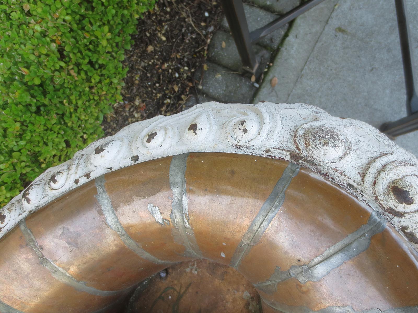 Large Scale 19th Century Painted Iron Urn with Copper Liner For Sale 3