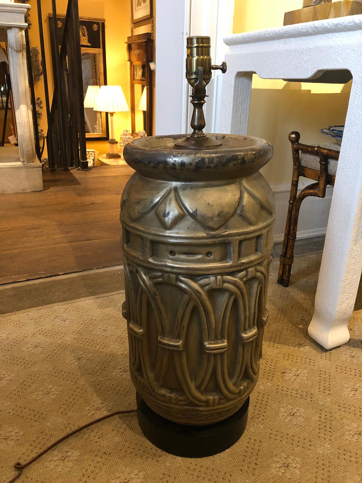 Large Scale 20th Century Art Deco Style Brass Lamp For Sale 3