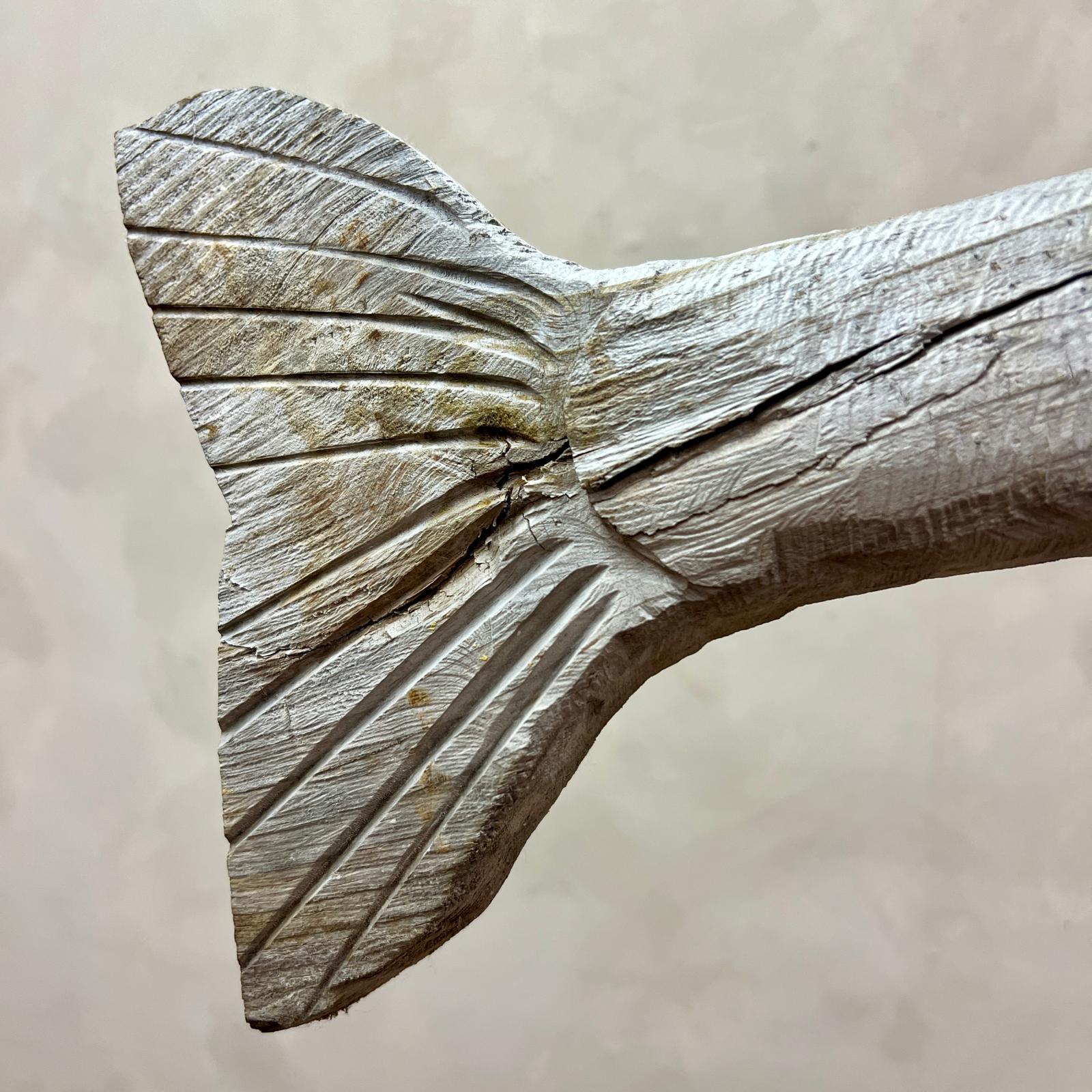 Signo de comercio de pescadería francesa tallado a mano a gran escala, siglo XX Arte popular Tallado a mano en venta