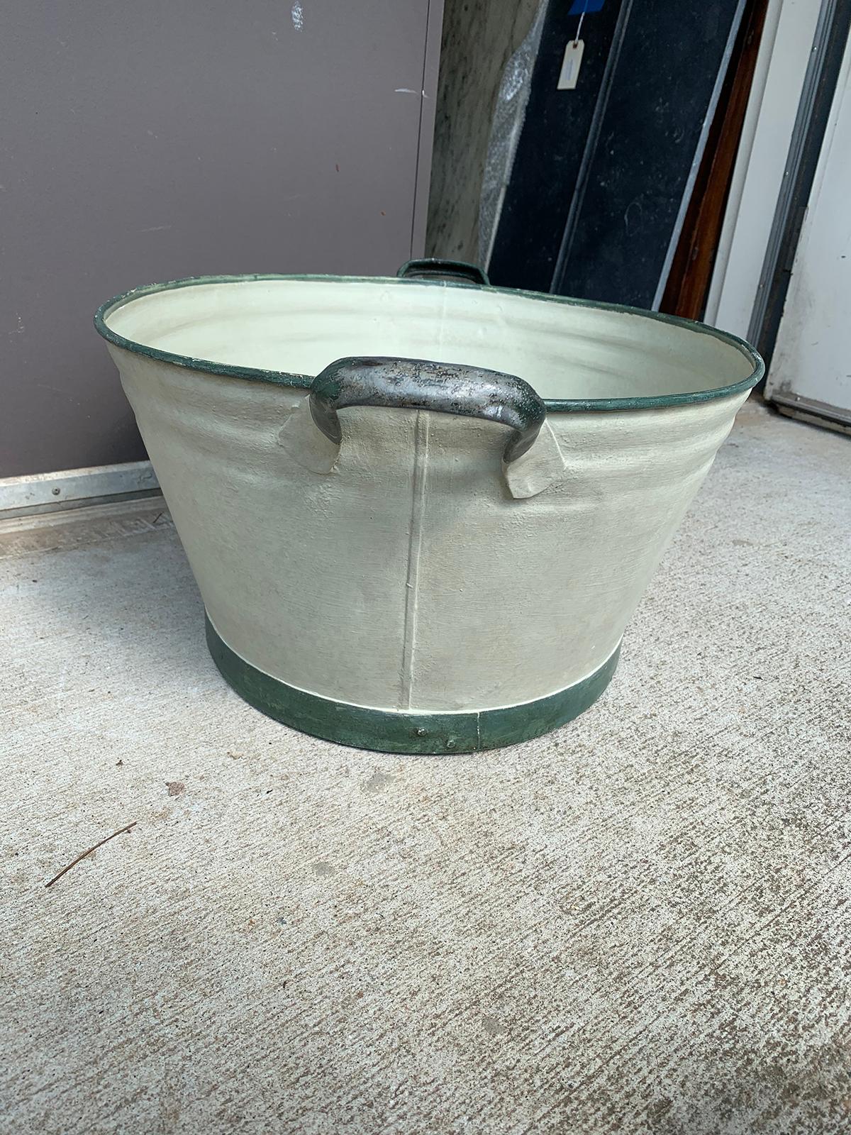 Large Scale 20th Century Tole Foot Bath with Custom Hand Painted Finish In Good Condition For Sale In Atlanta, GA