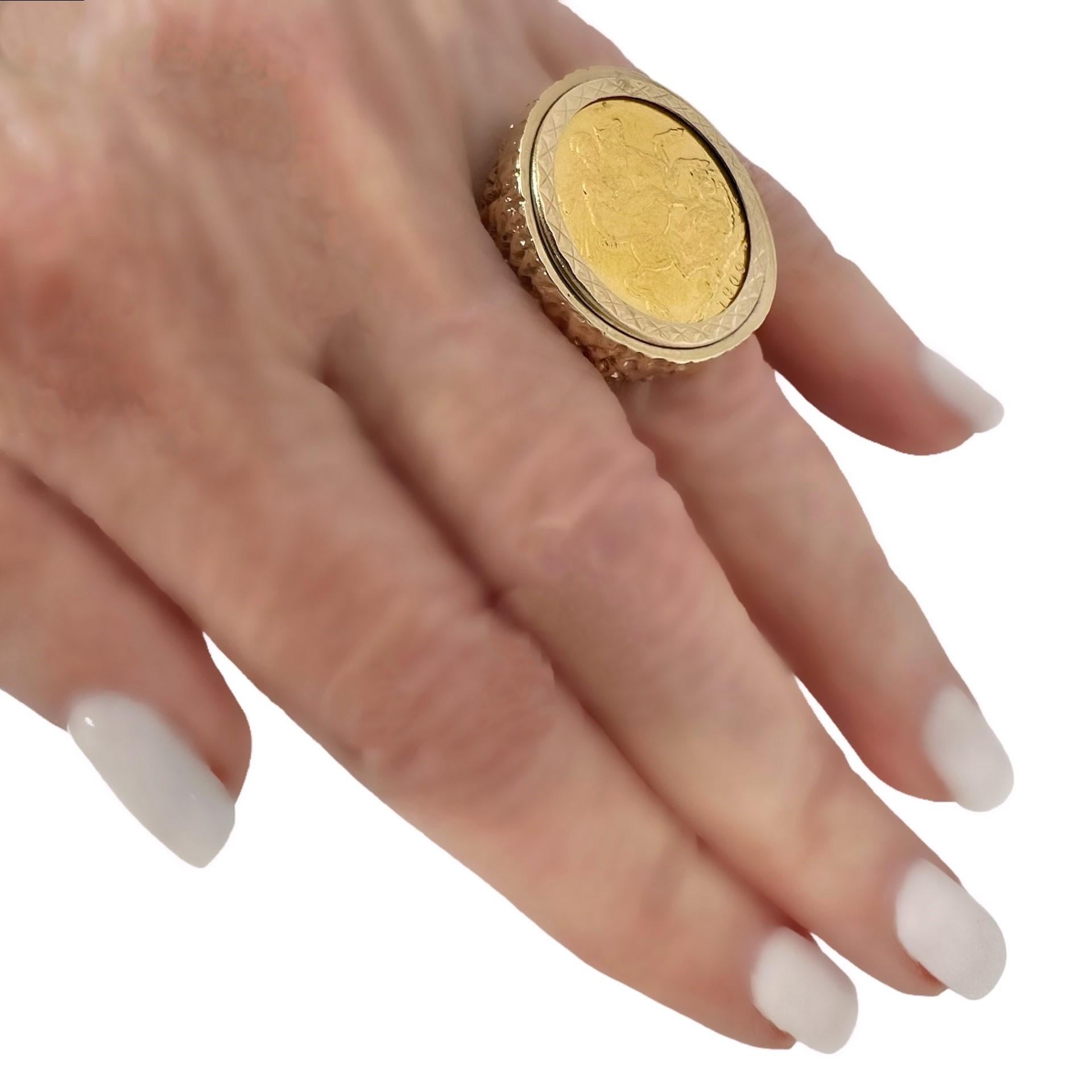 Large Scale, 9k Gold Ring with 22k Gold British Sovereign Coin Dated 1909 6