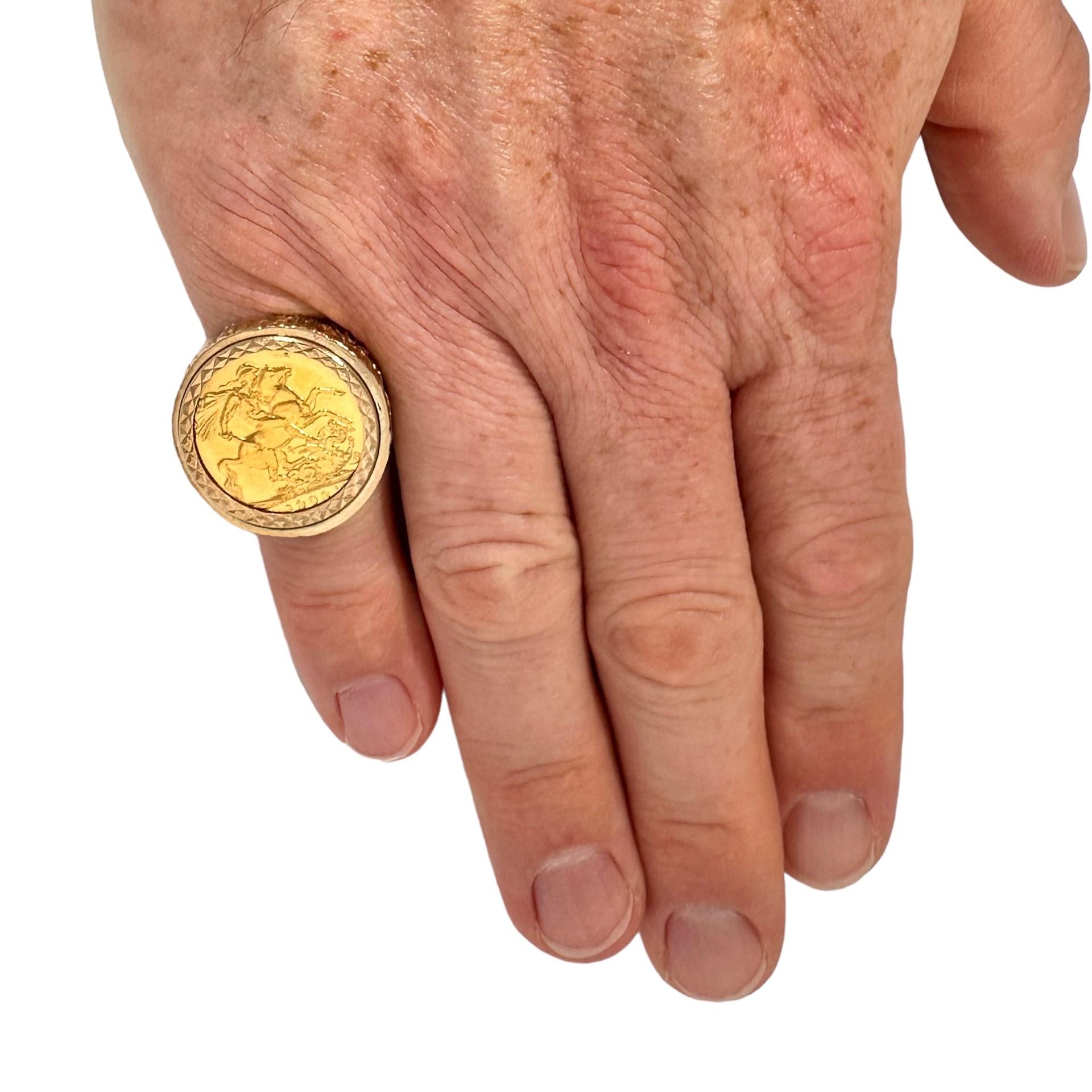 Large Scale, 9k Gold Ring with 22k Gold British Sovereign Coin Dated 1909 8