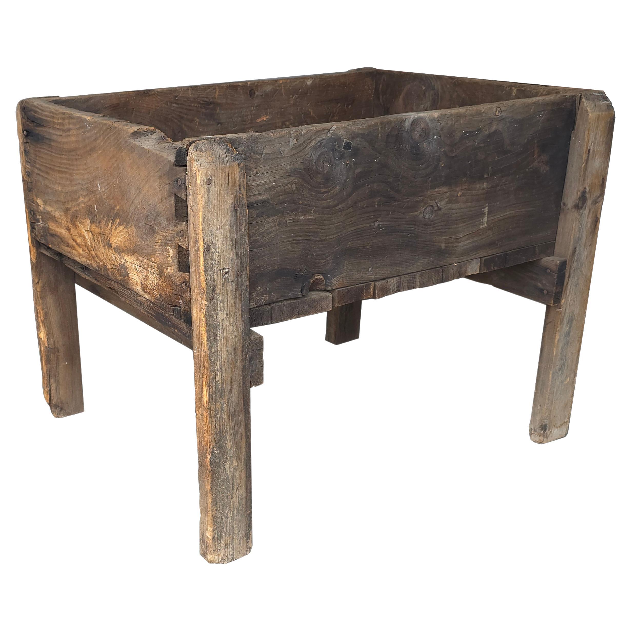 Jardinière industrielle en bois à grande échelle