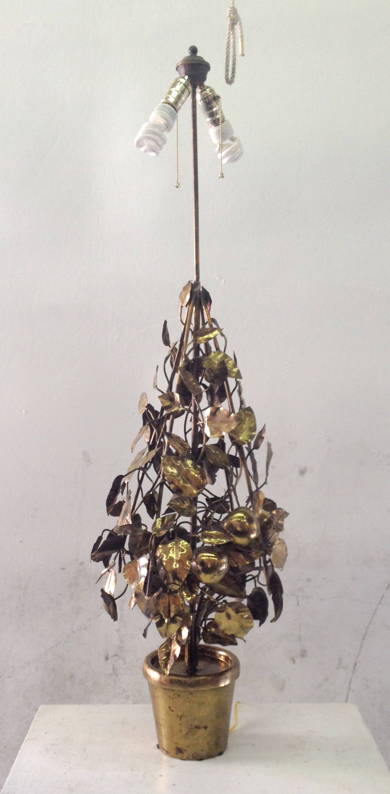 Large-Scale Brass Fruit Tree Lamp by Curtis Jere In Excellent Condition In Pasadena, CA