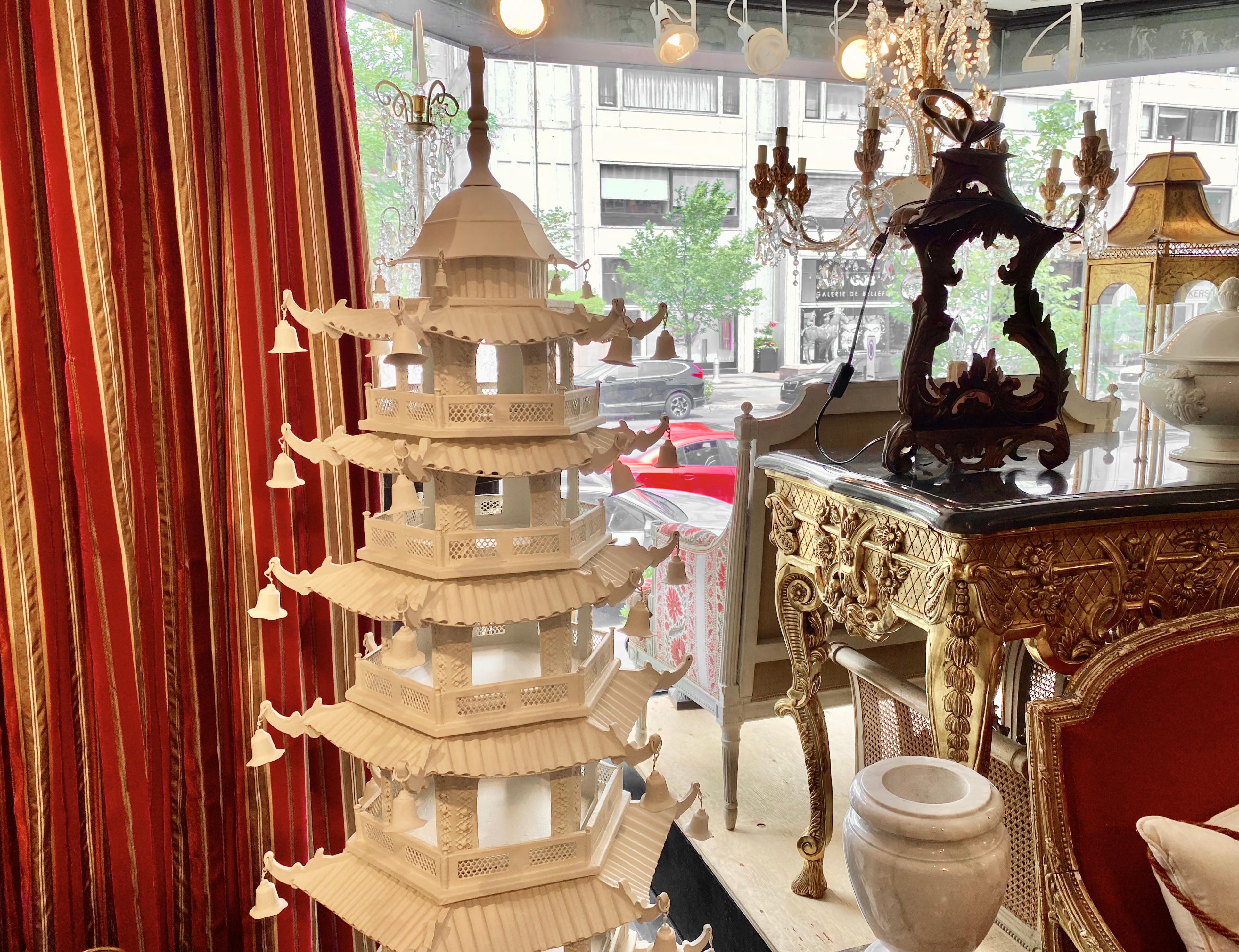 Large-Scale Chinoiserie Pagoda, Seven-Tier, White Painted Tôle For Sale 10