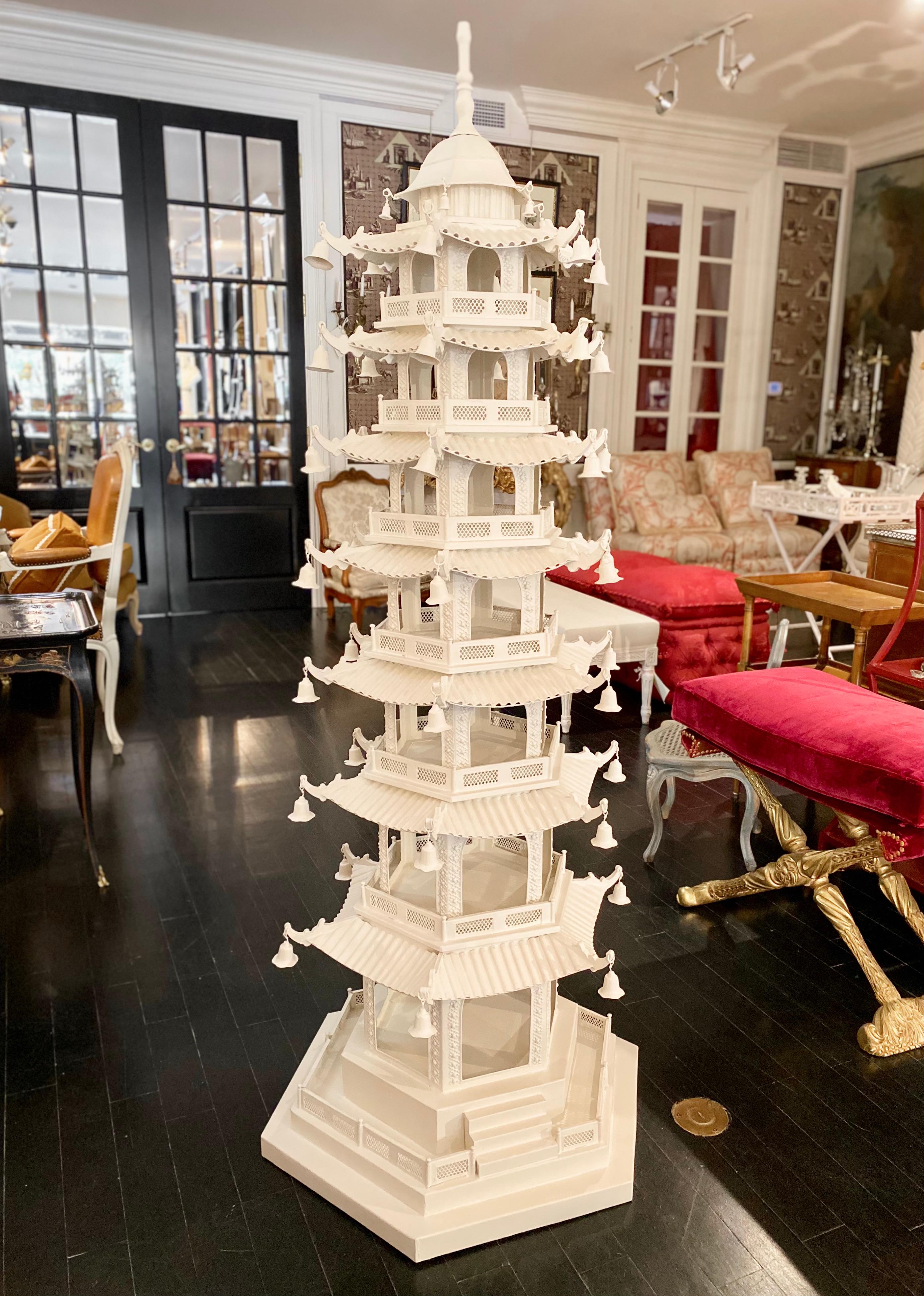 Large-Scale Chinoiserie Pagoda, Seven-Tier, White Painted Tôle For Sale 2