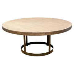 Table de salle à manger contemporaine à bandes de bois et de fer de grande dimension 