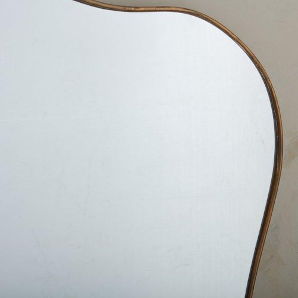 Large Scale Curved Brass Frame Mirror #2, Italy 20th Century 2