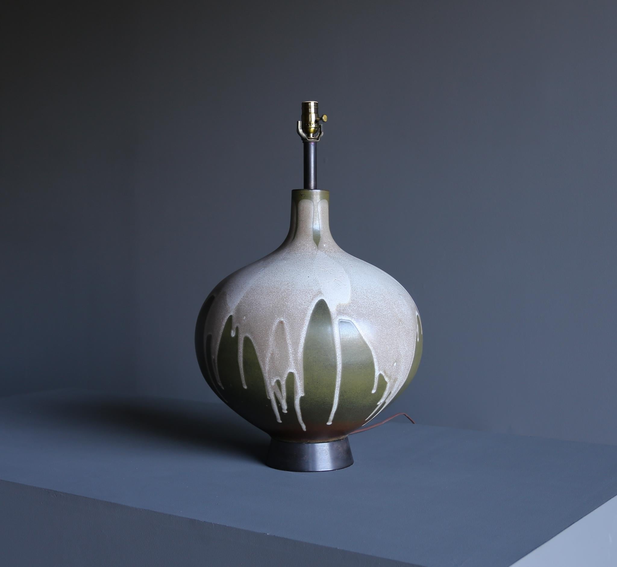 Grande lampe en cramique  Glaze  de David Cressey, vers 1970 en vente 3