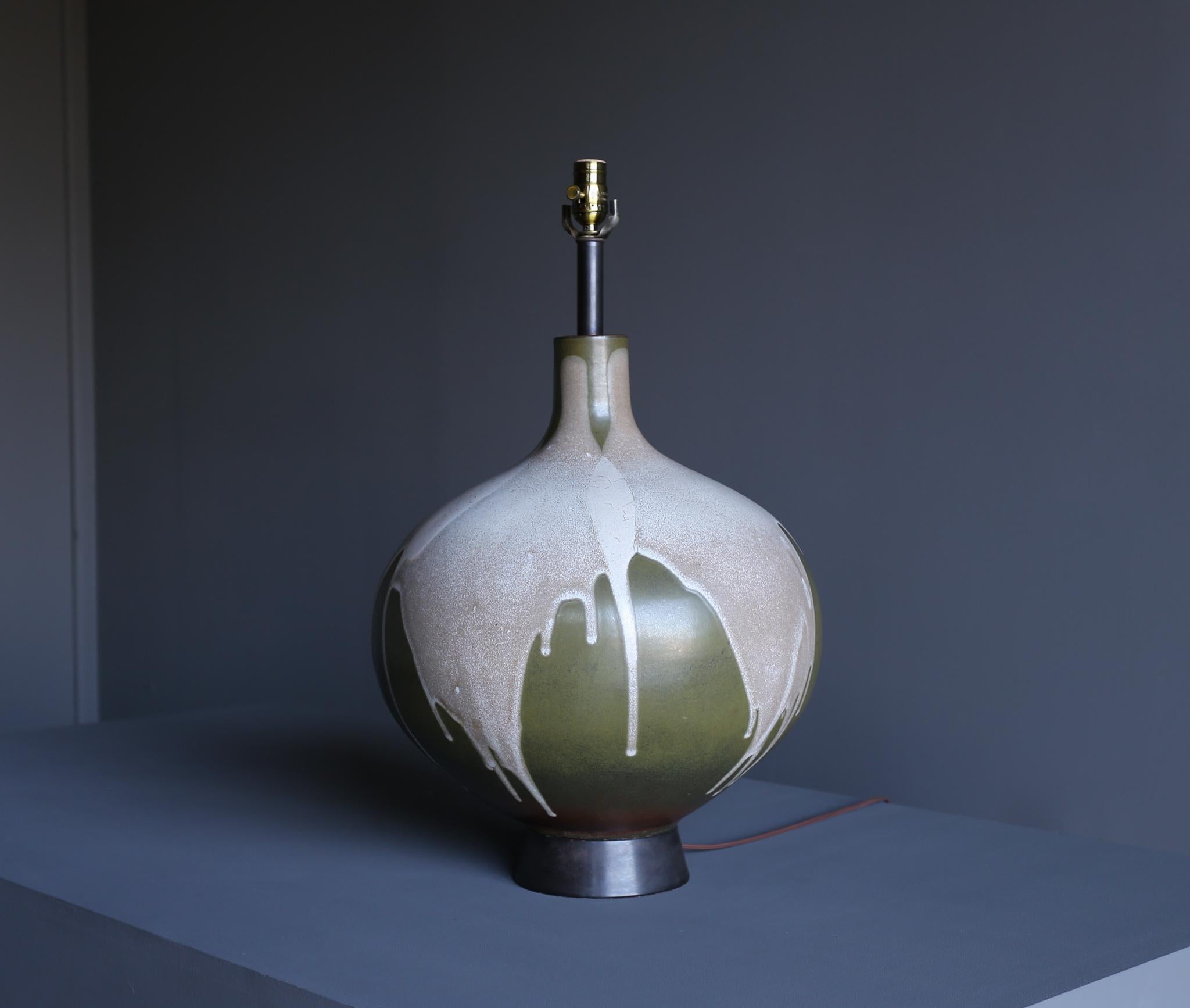 Grande lampe en cramique  Glaze  de David Cressey, vers 1970 en vente 4