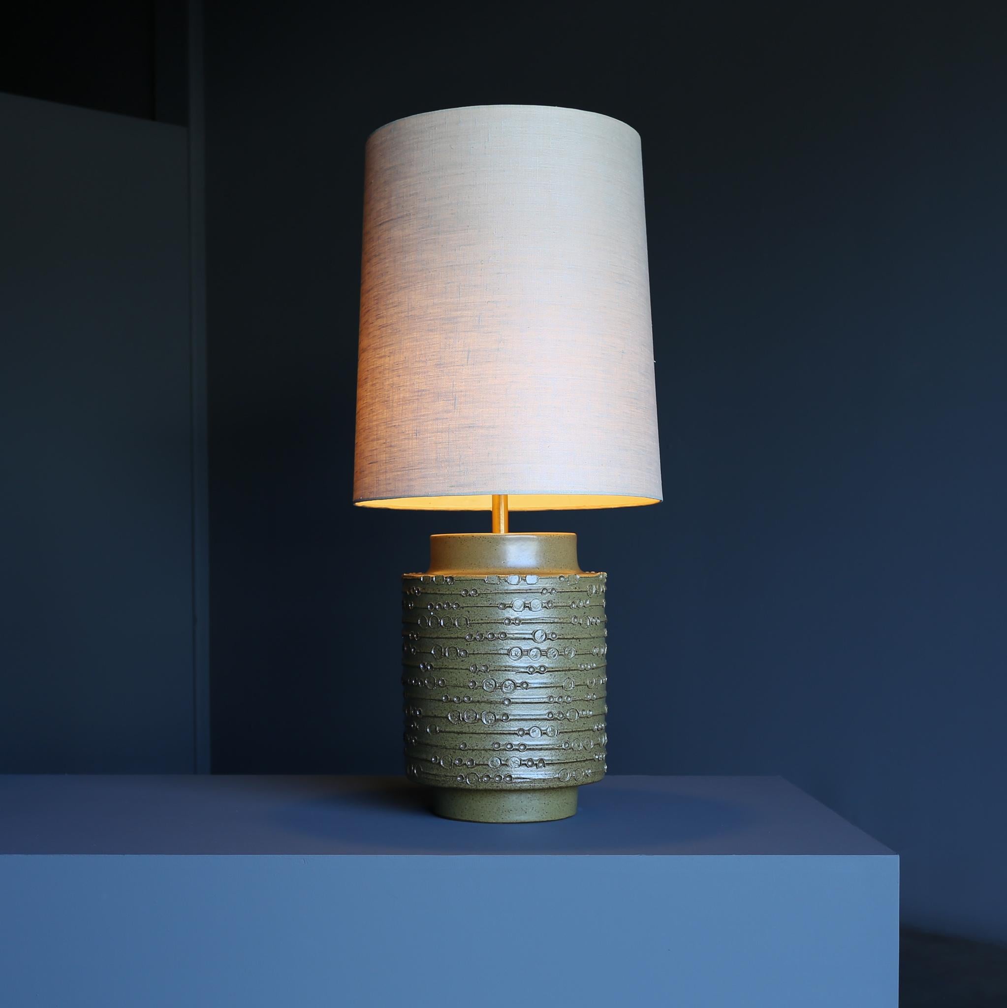 Lampada di grandi dimensioni in ceramica verde di David Cressey, circa 1970 in vendita 6