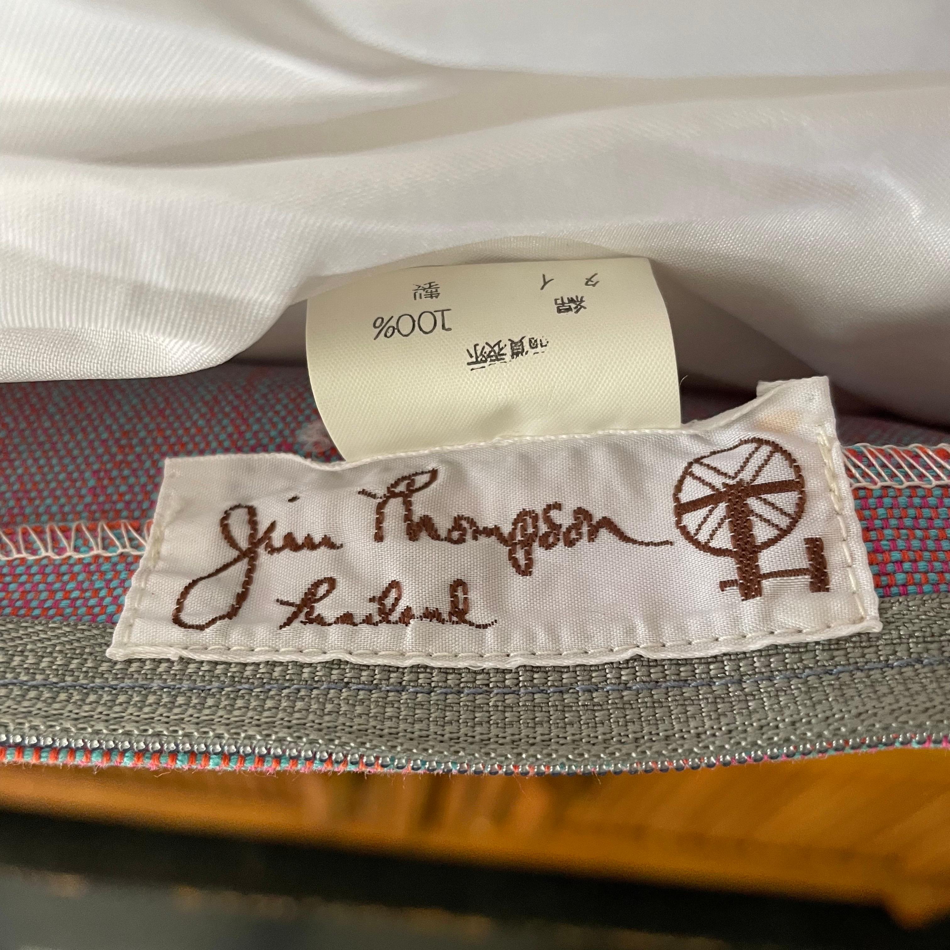 Tissu Grand coussin décoratif de Jim Thompson, imprimé éléphant égyptien en vente
