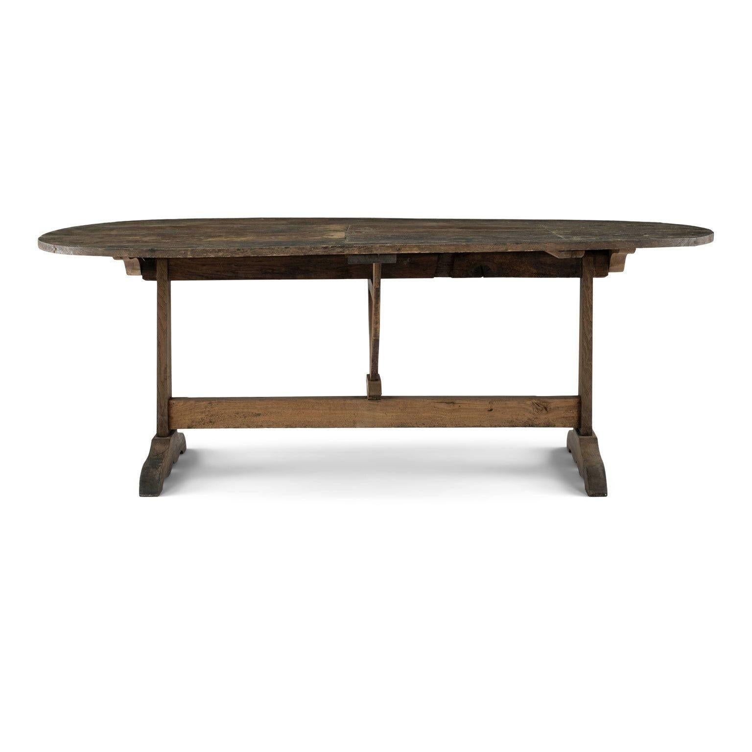 Oak Large-Scale Early Oval-Shape Dining Table
