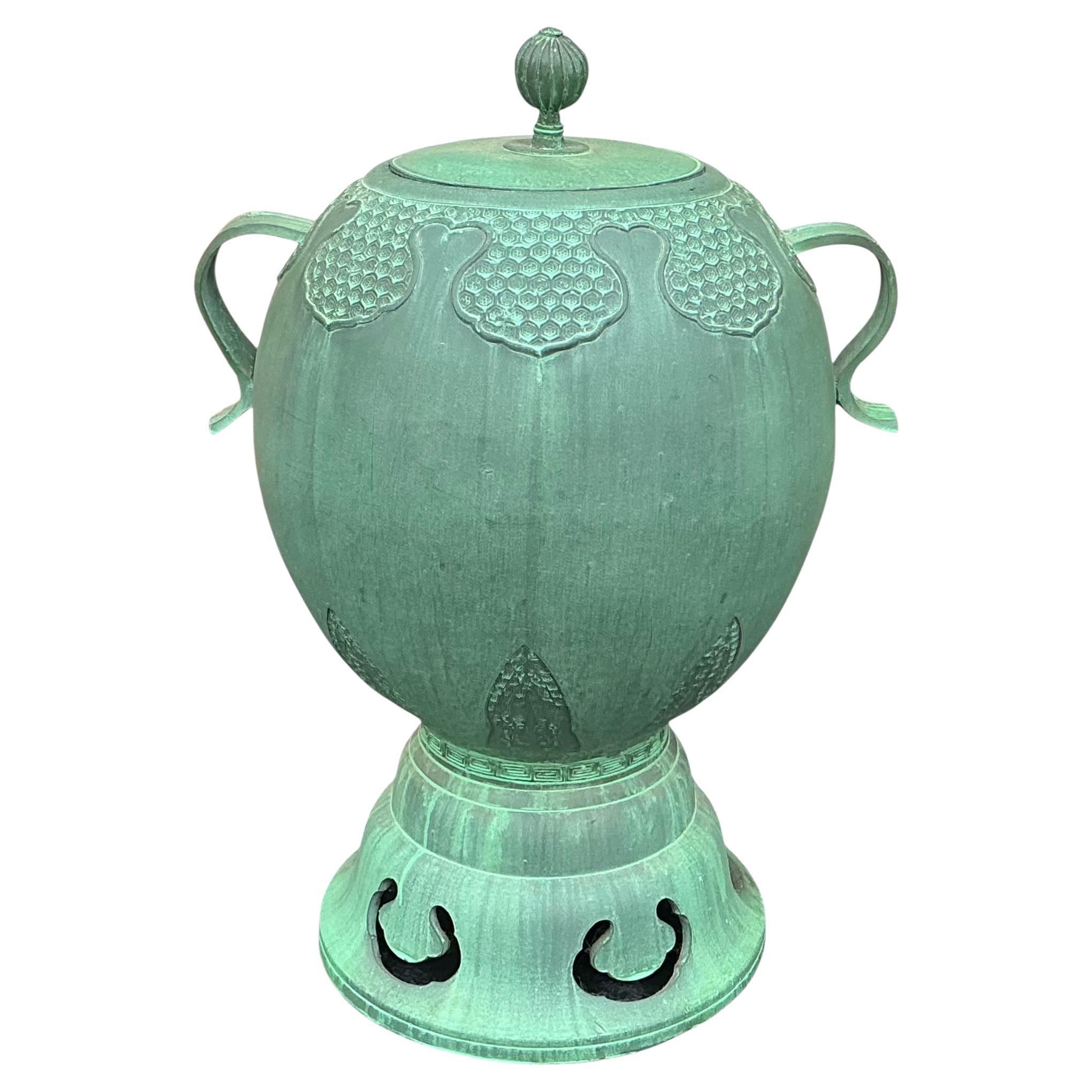 Large Scale Faux Bronze Chinese Style Urn / Garden Statue For Sale