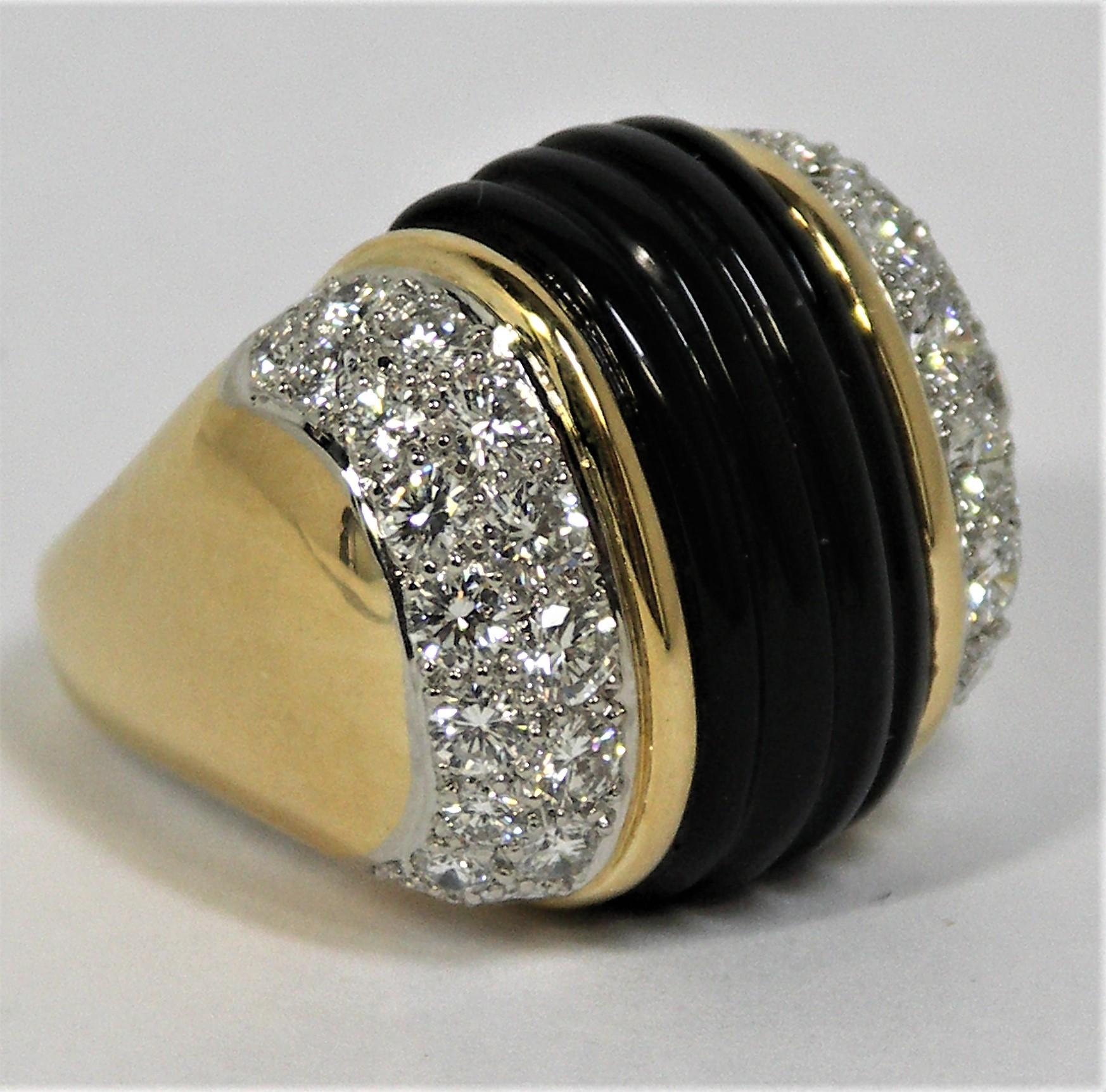 Round Cut Large Scale Fluted Onyx, Gold and Diamond Statement Ring