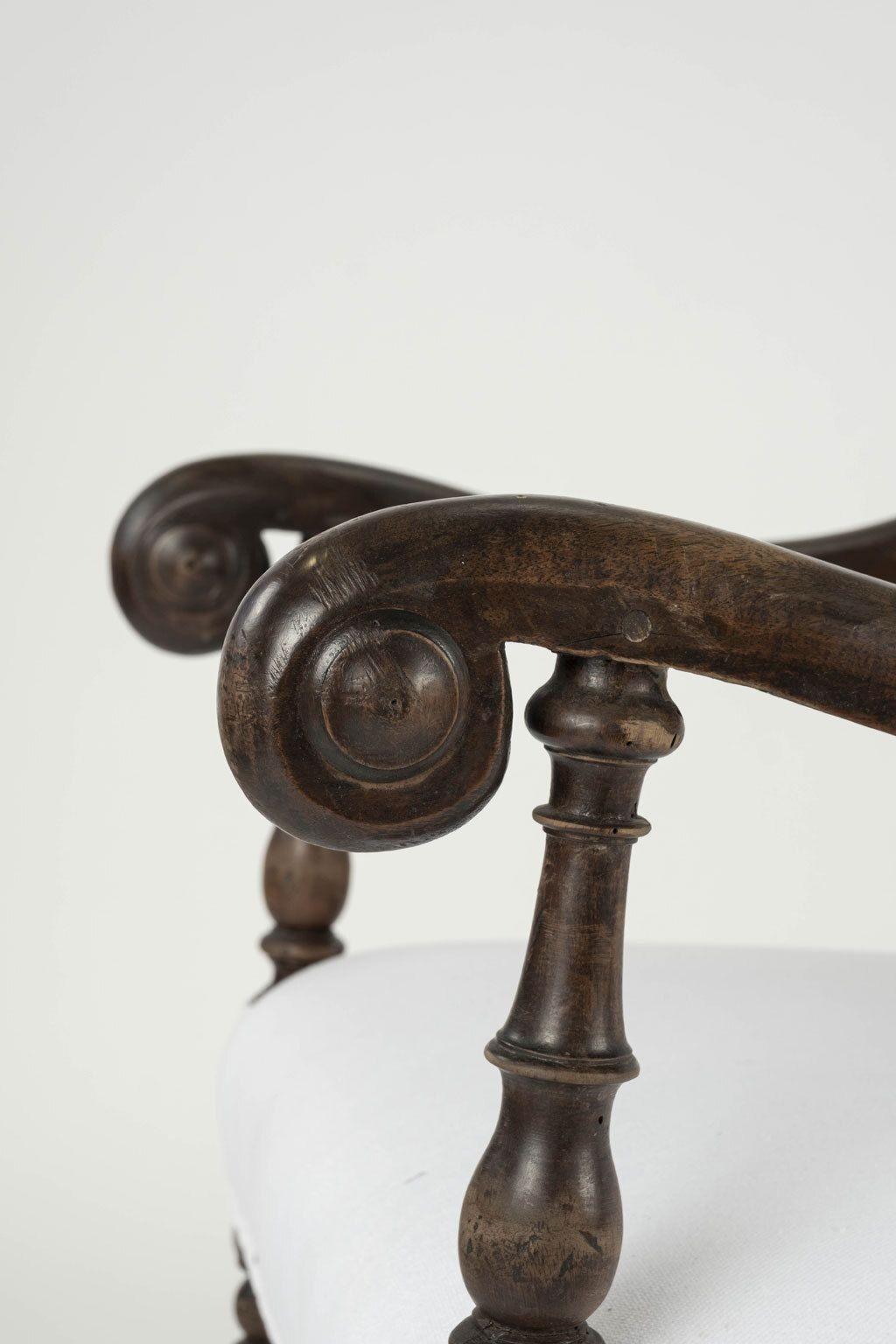 17th Century Large-Scale French Armchair For Sale