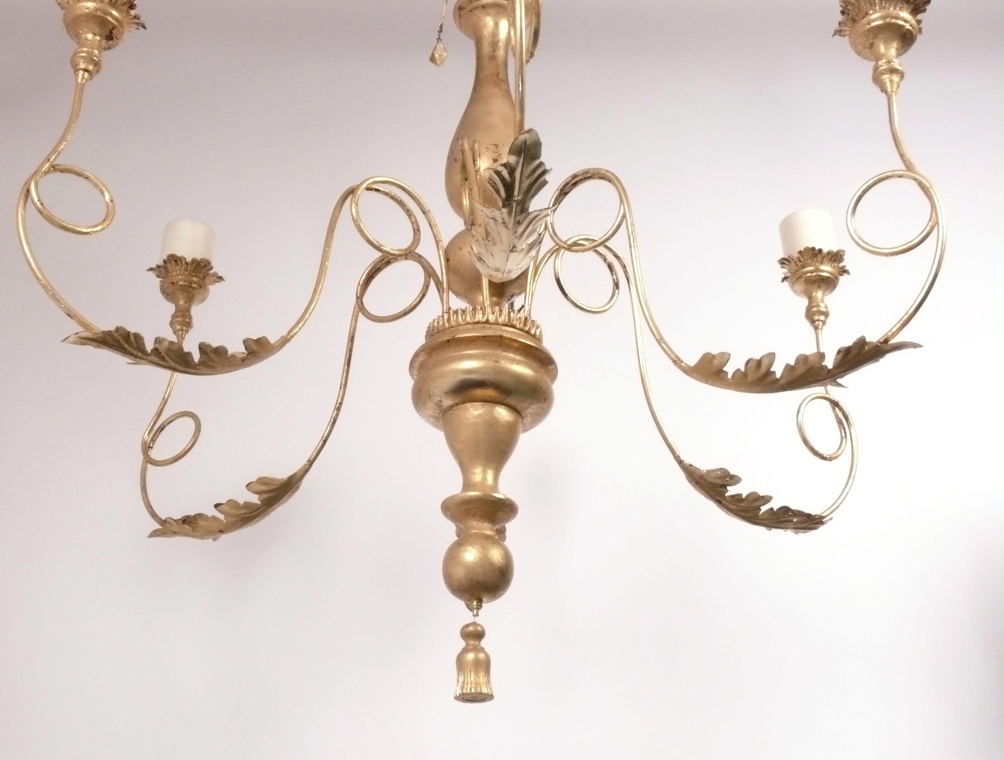 Stile provenzale Lampadario in stile francese in metallo dorato e Wood di grandi dimensioni, diametro 42