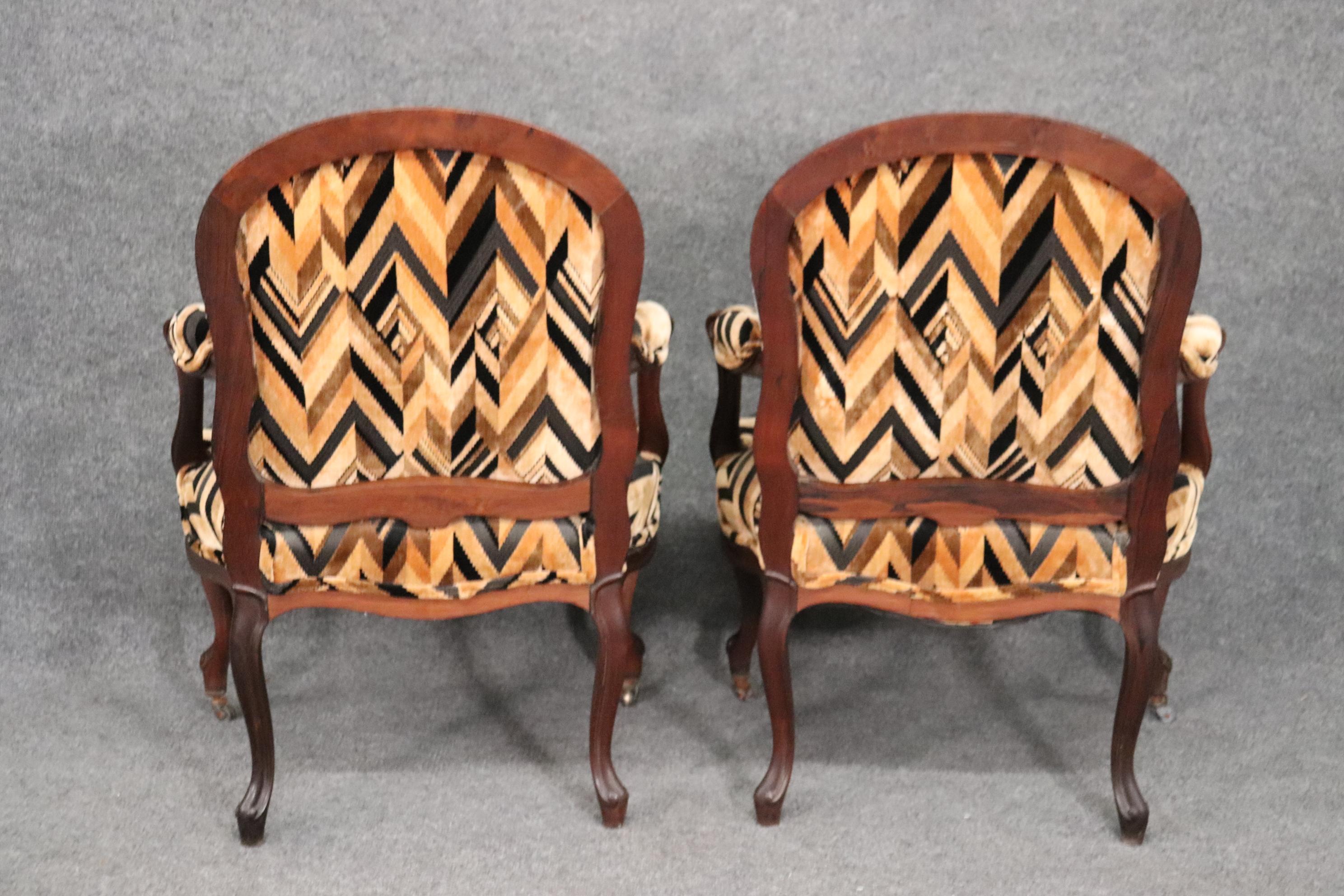Late 19th Century Large Scale French Victorian Rosewood Louis XV Armchairs Fauteuills circa 1870 For Sale