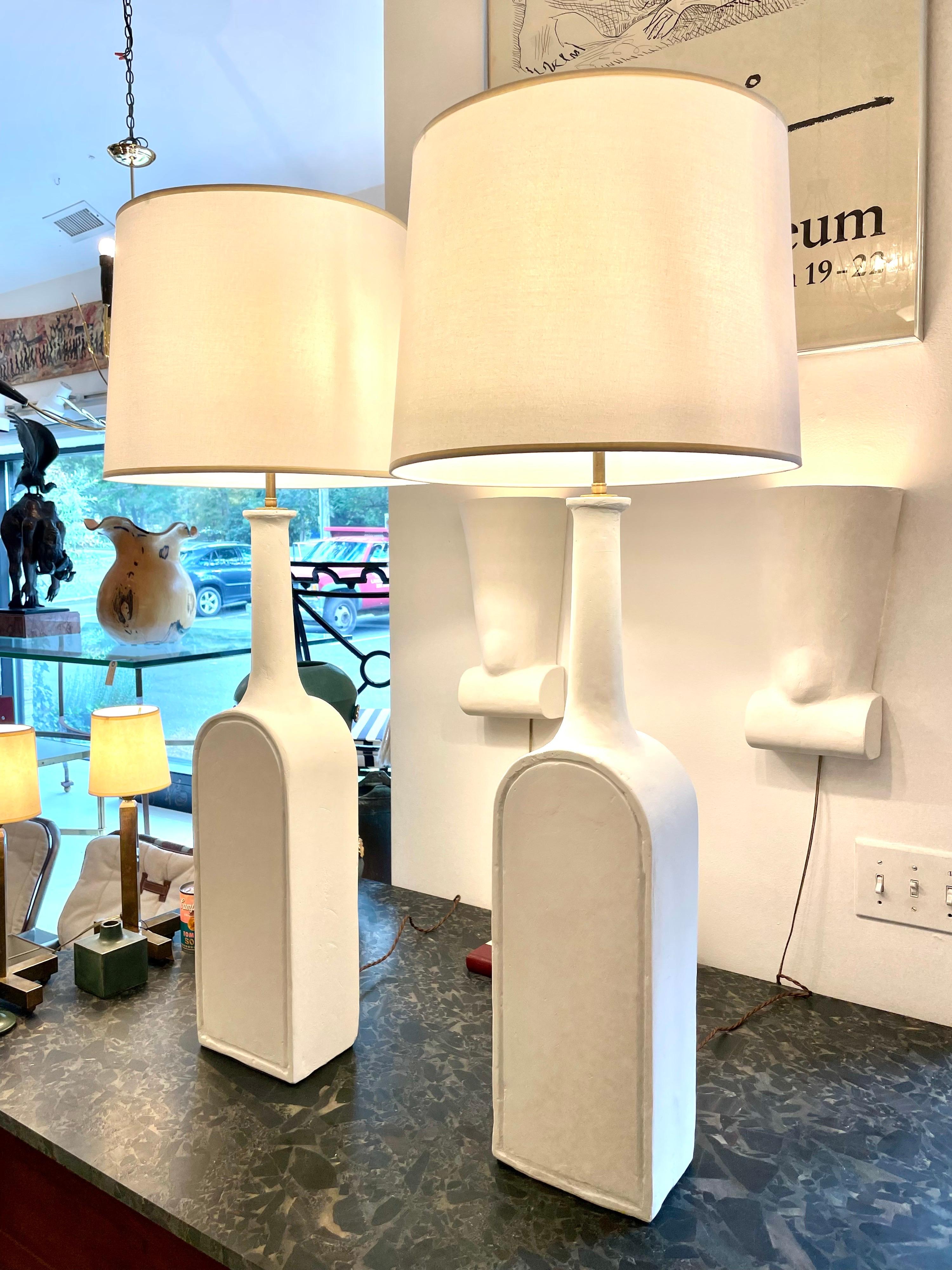 Paire de grandes lampes en plâtre de style Gambone à grande échelle en vente 3