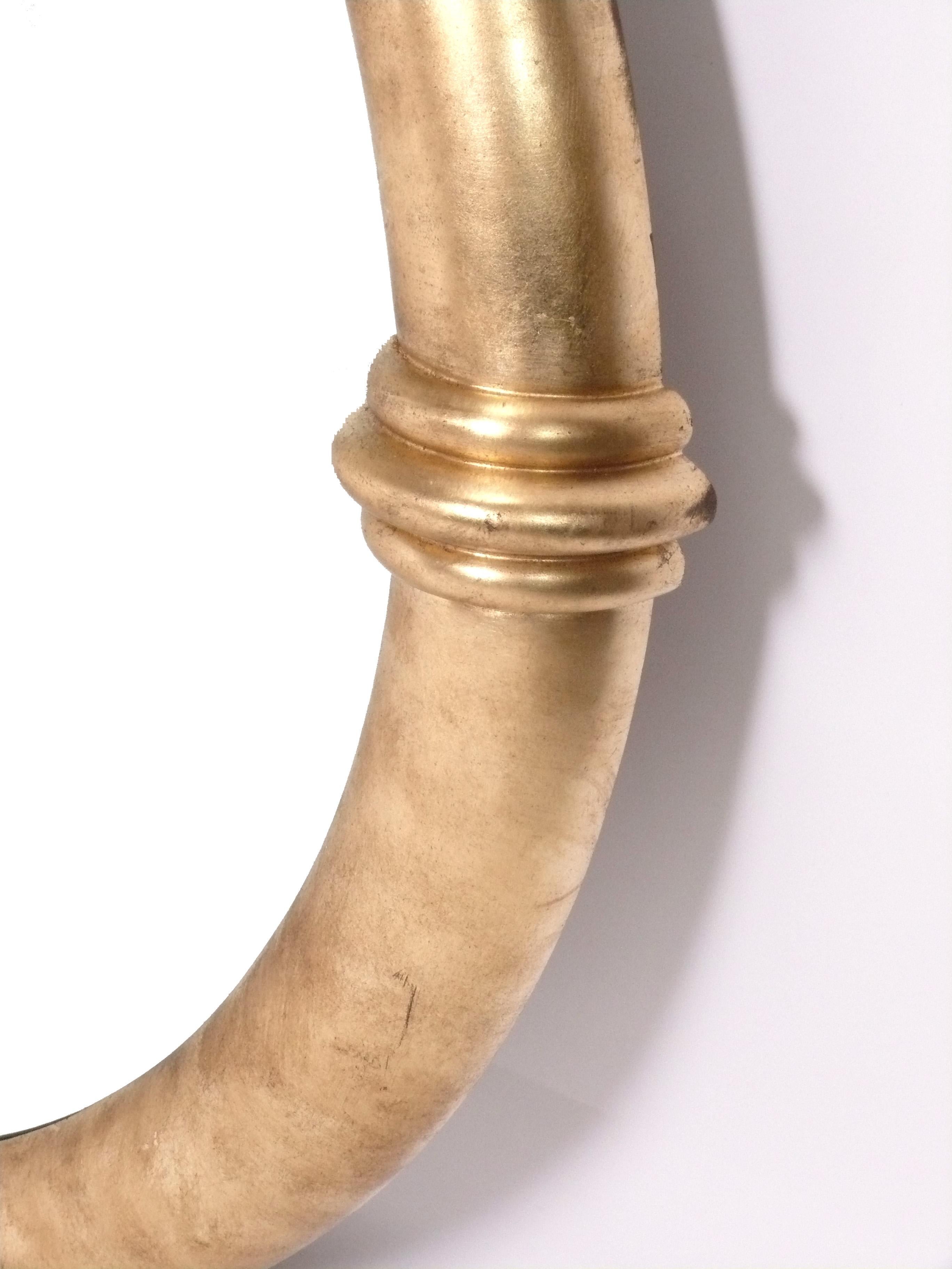 Großer vergoldeter runder Spiegel im Stil von Karl Springer 46