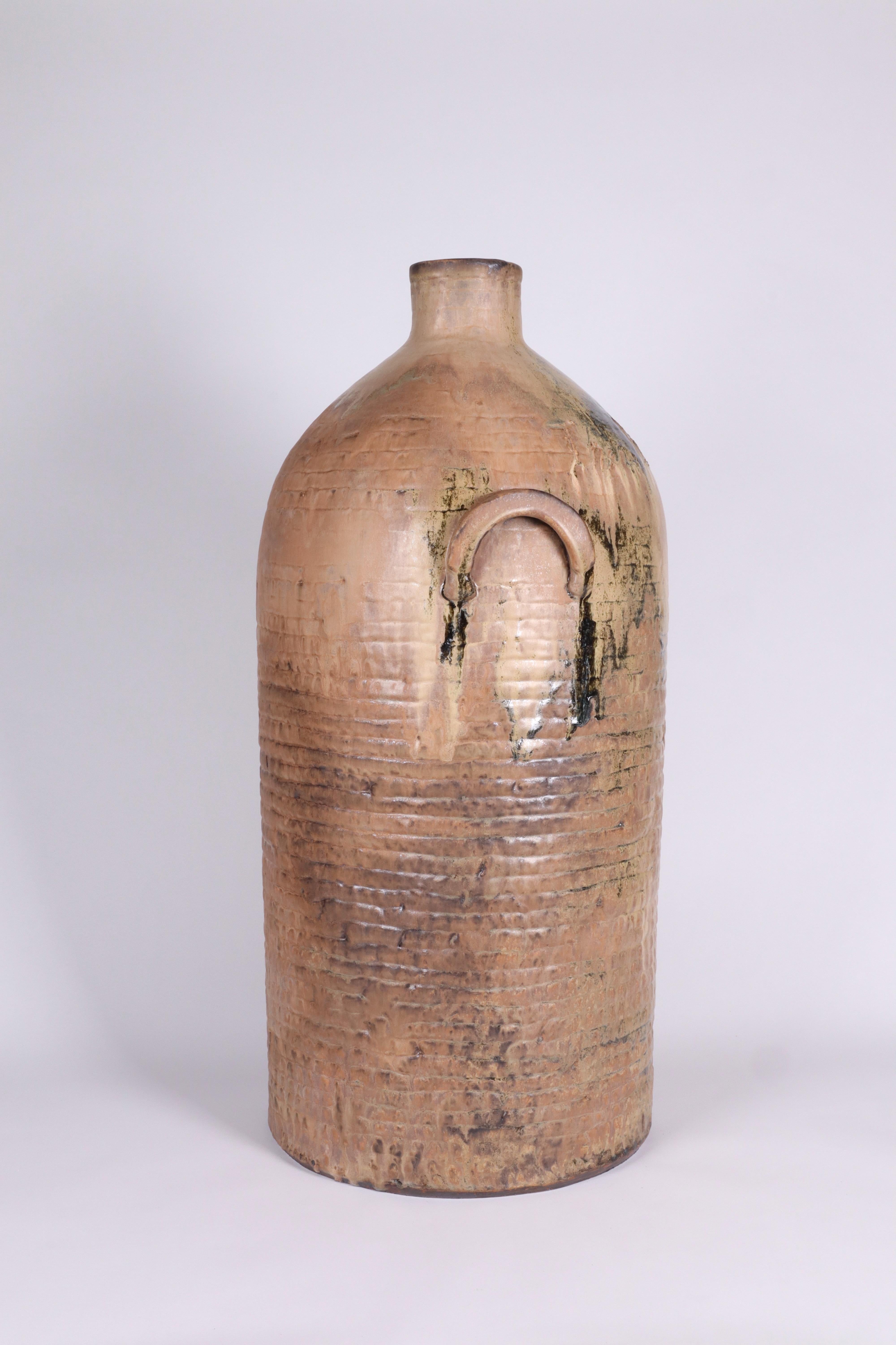 Large-Scale Glazed Stoneware Vessel by Contemporary Ceramist Ebitenyefa Baralaye For Sale 4