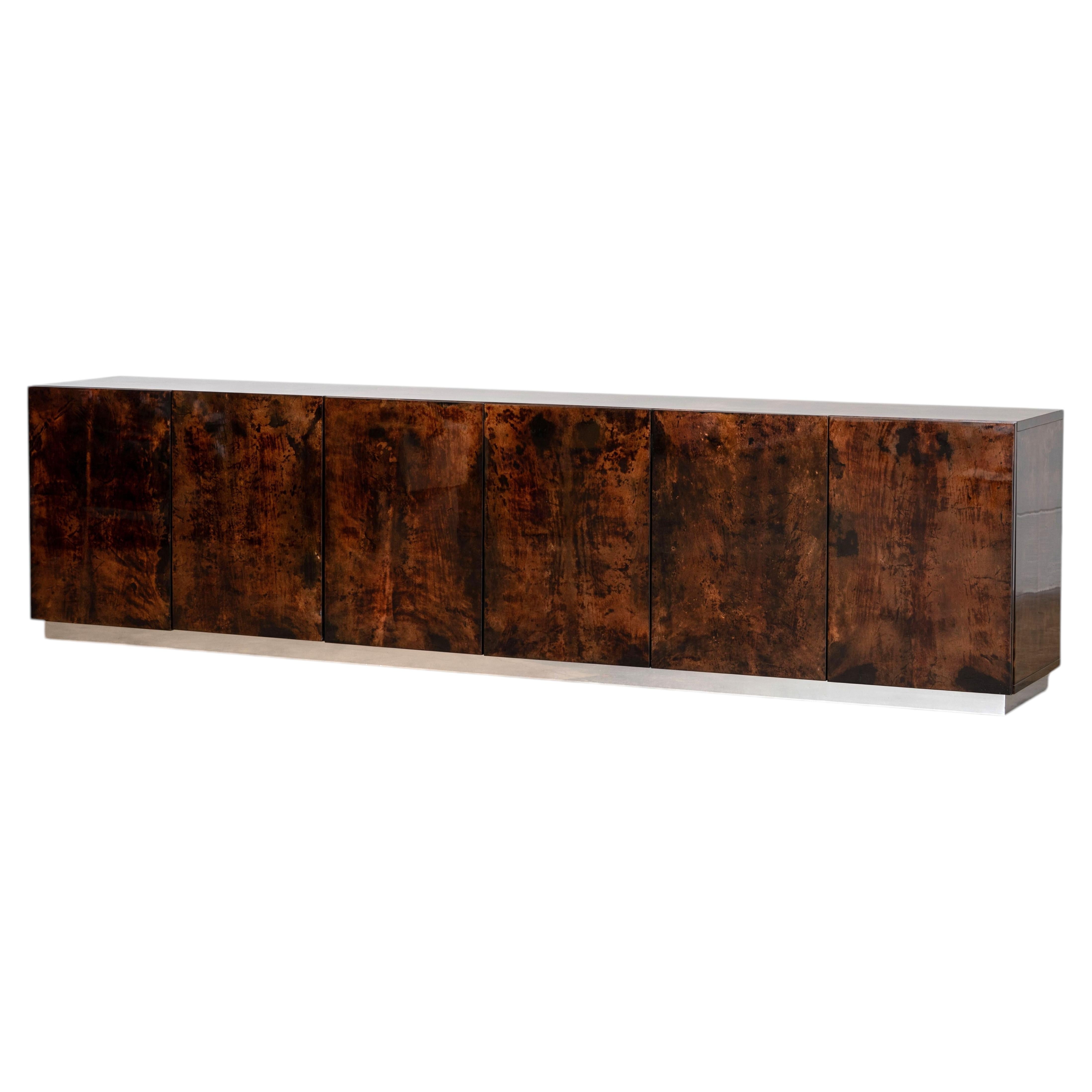 Großformatiges Sideboard aus Ziegenleder von Aldo Tura Italien, 1970er Jahre im Angebot