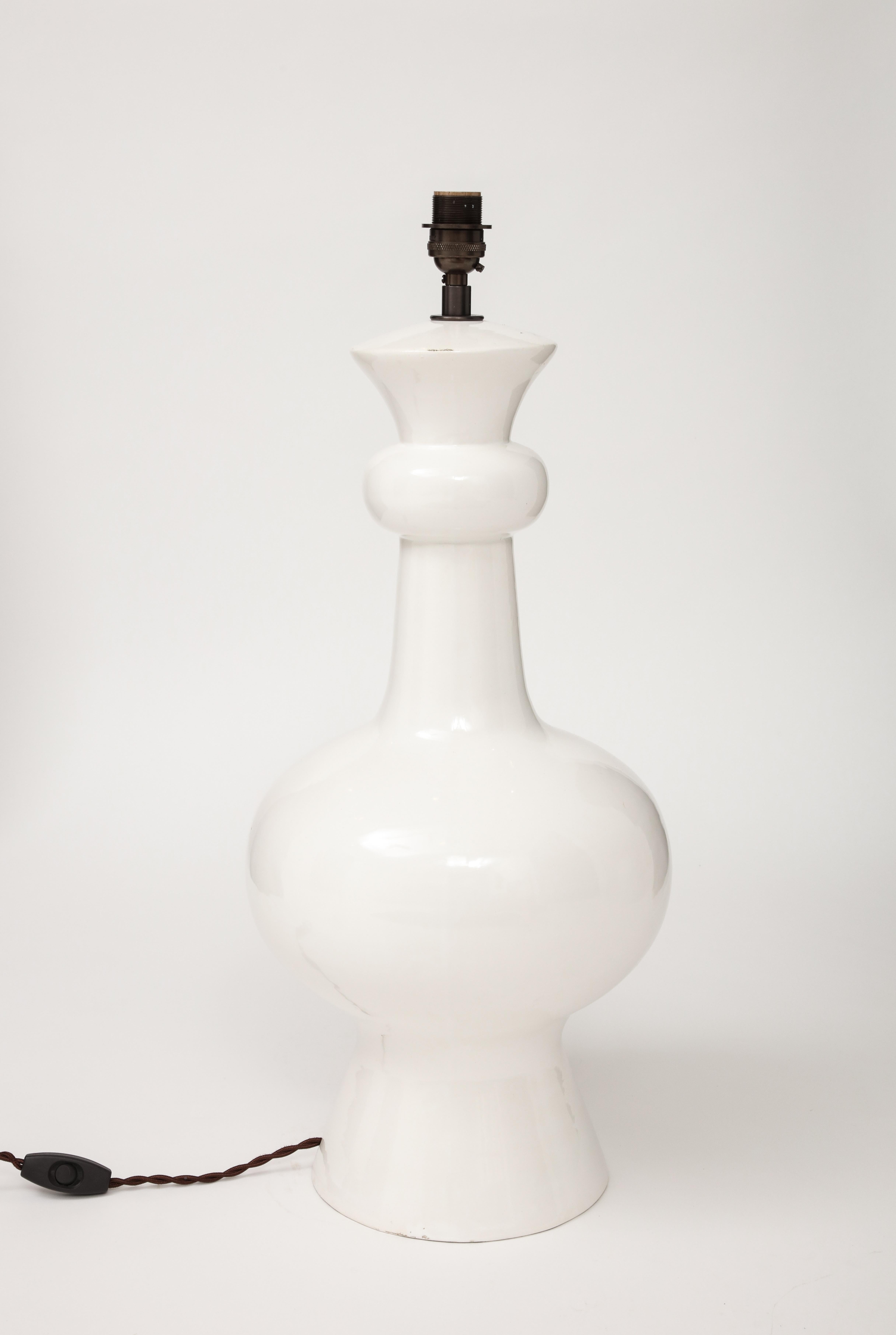 Large Scale Italian White Ceramic Lamp, 1960's For Sale 6