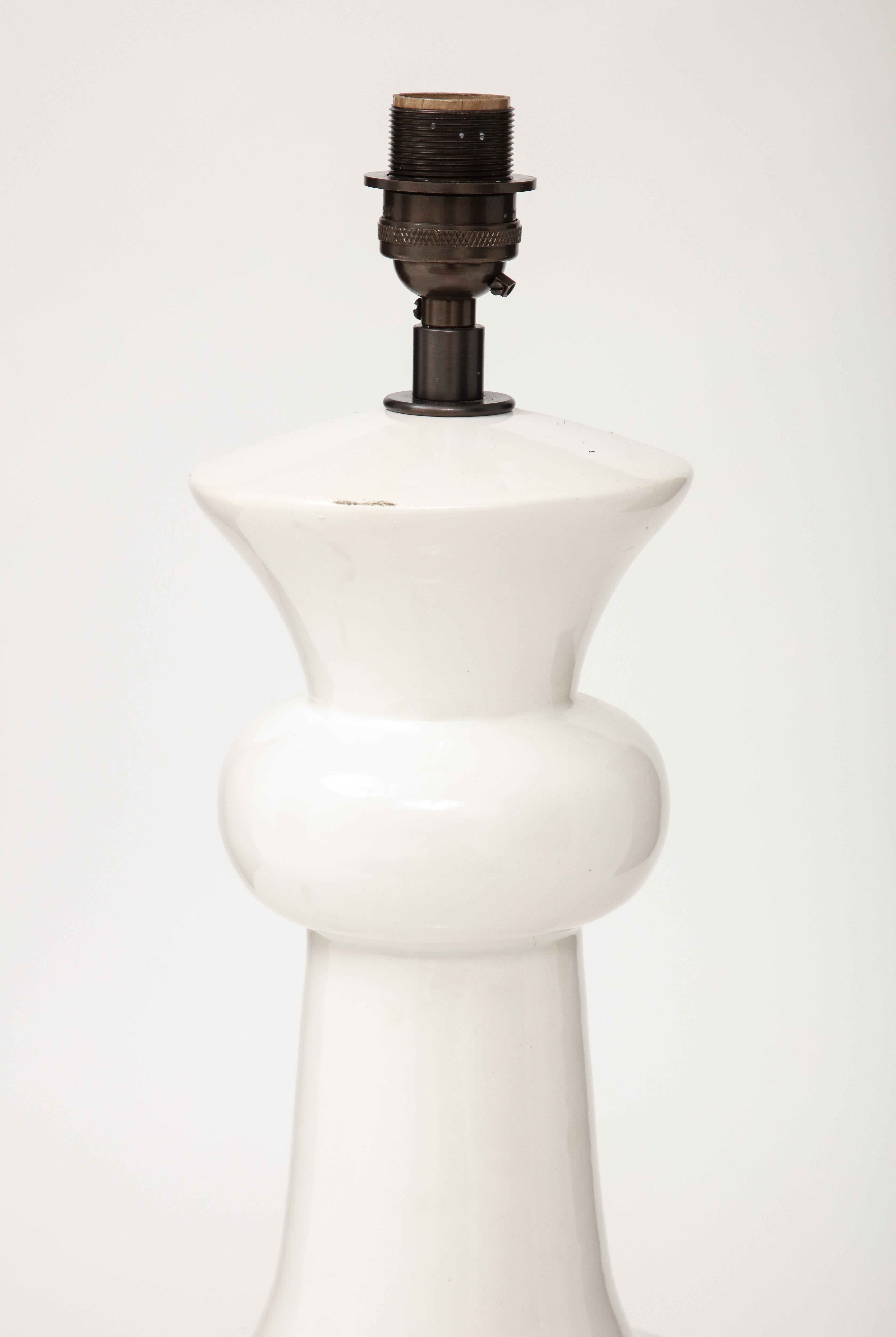 Large Scale Italian White Ceramic Lamp, 1960's For Sale 7
