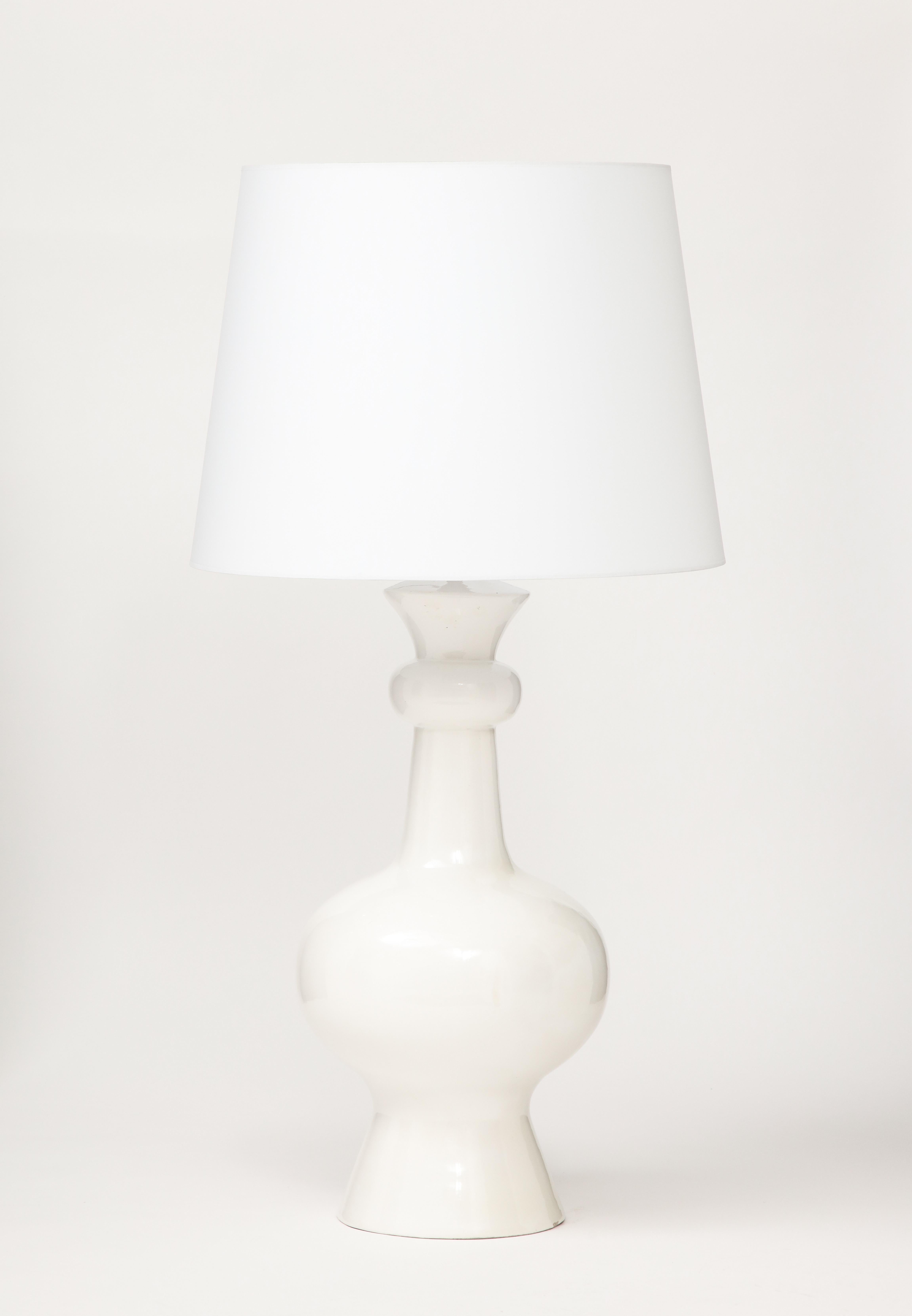 Mid-Century Modern Large Scale Italian White Ceramic Lamp, 1960's For Sale
