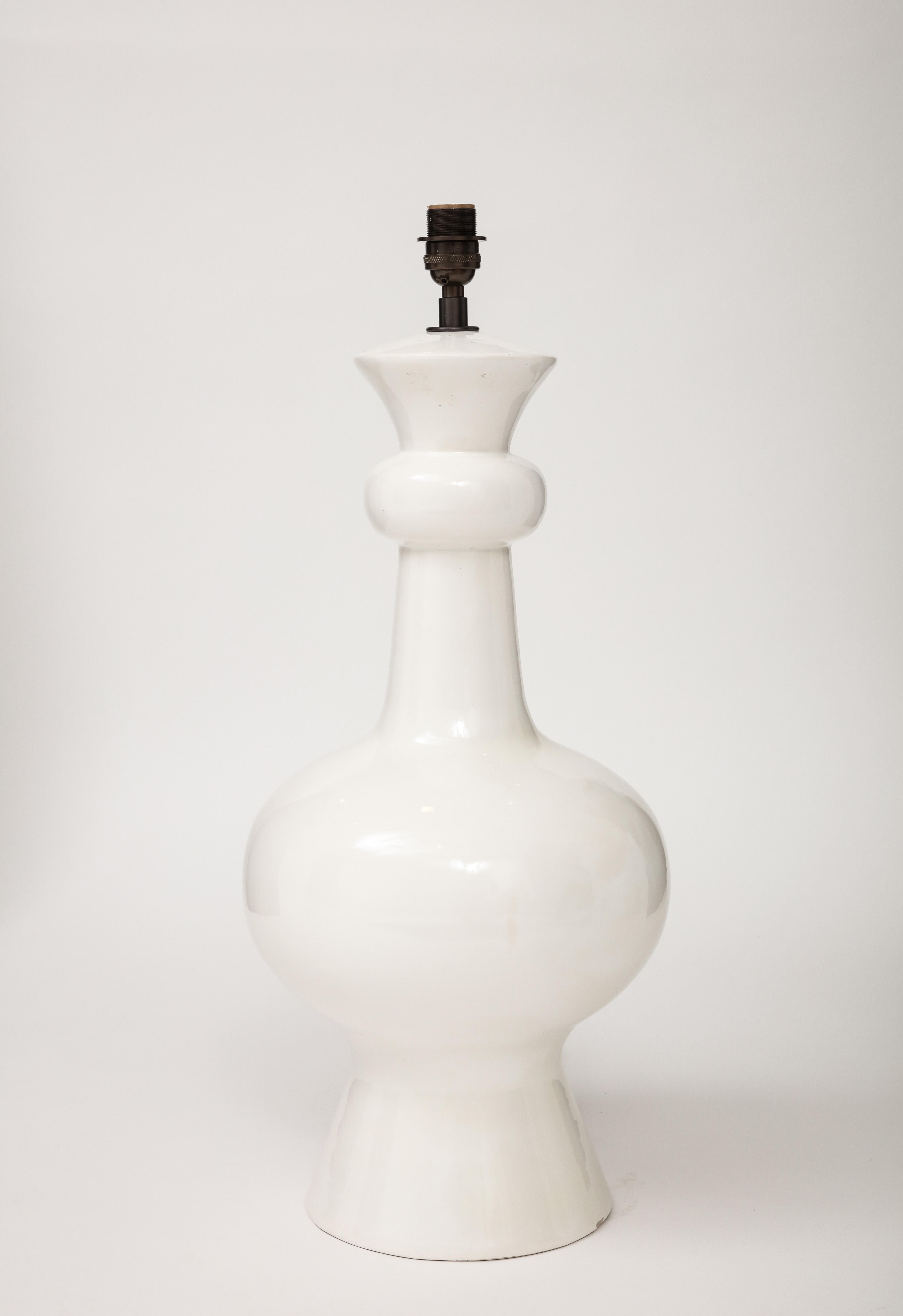Large Scale Italian White Ceramic Lamp, 1960's For Sale 1