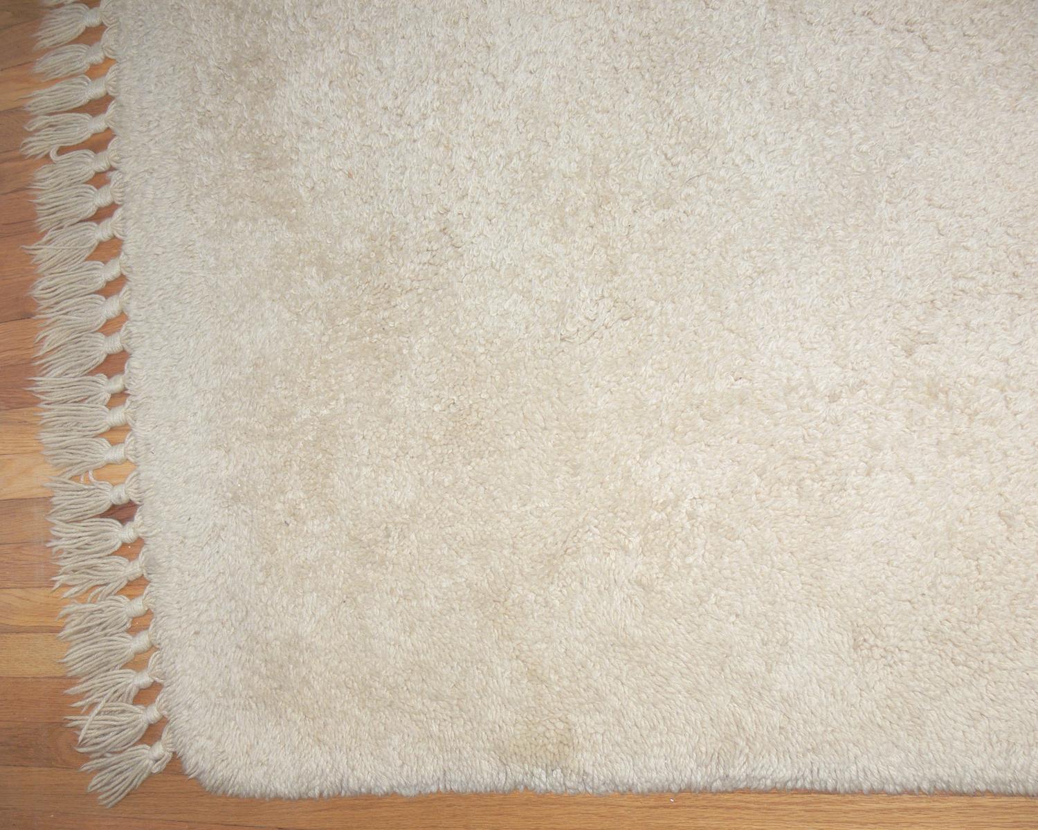 Bohemian Large Scale Ivory Color Wool Rug For Sale