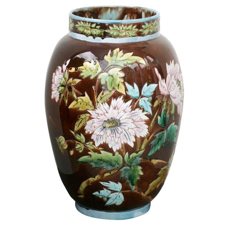 Monumental Porcelain Majolica Vase Floral "Aesthetic Movement" Decoration