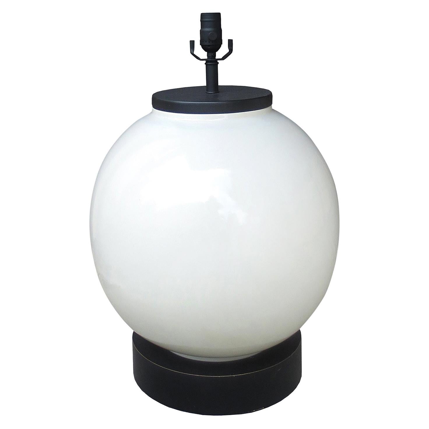Large Scale Mid-20th Century Round White Ceramic Lamp, Black Base, circa 1960s For Sale