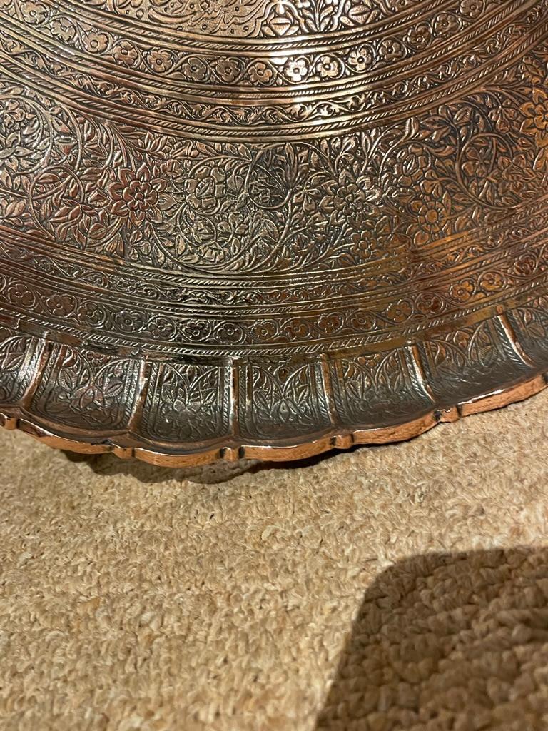 Large Scale Moroccan Etched Copper Tray In Good Condition In Stamford, CT