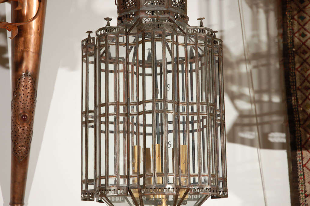Large Scale Moroccan Malaga Pendant Chandelier, Clear Glass In Good Condition In North Hollywood, CA