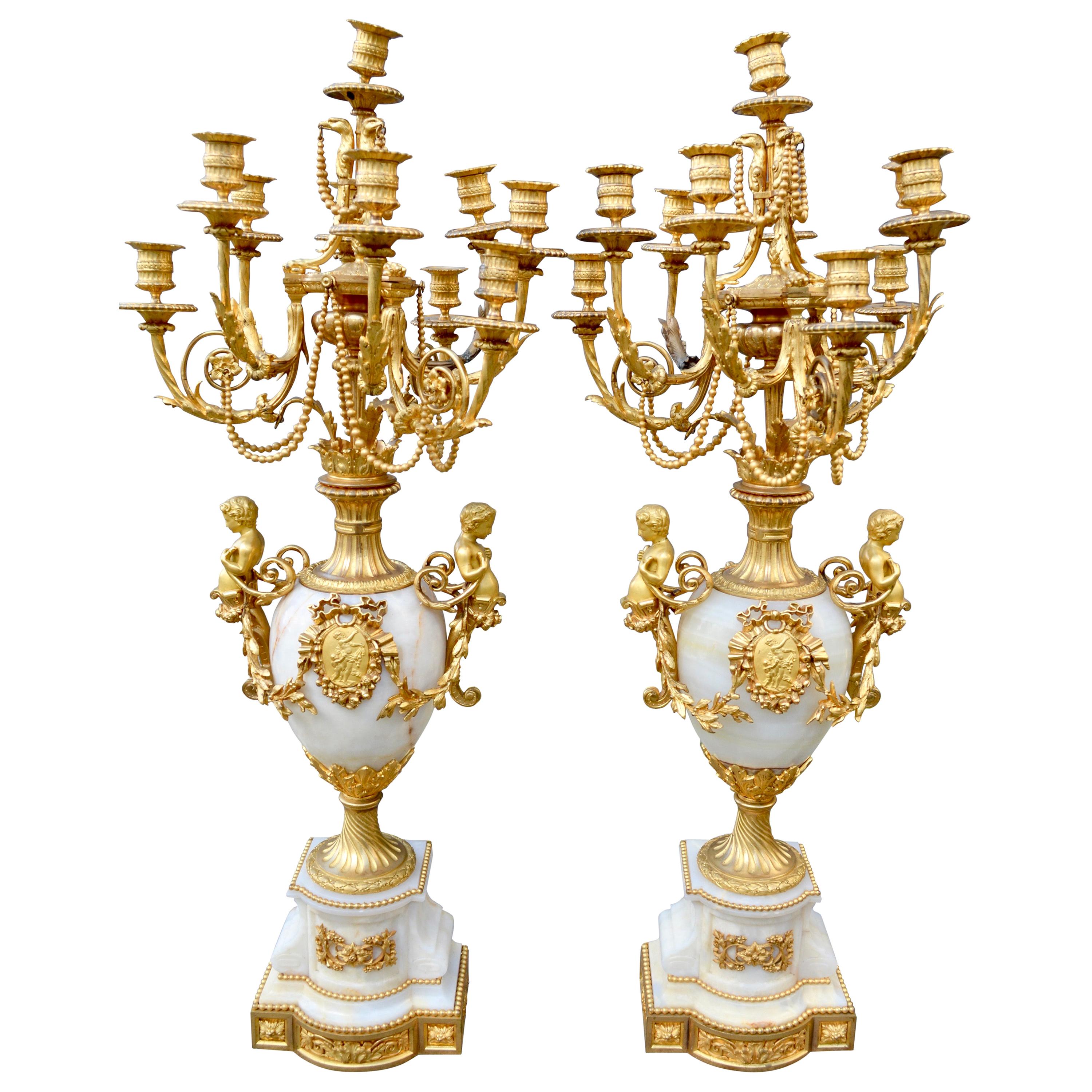 Palastlicher Kandelaber aus Onyx und vergoldeter Bronze Napoleon III. im Angebot