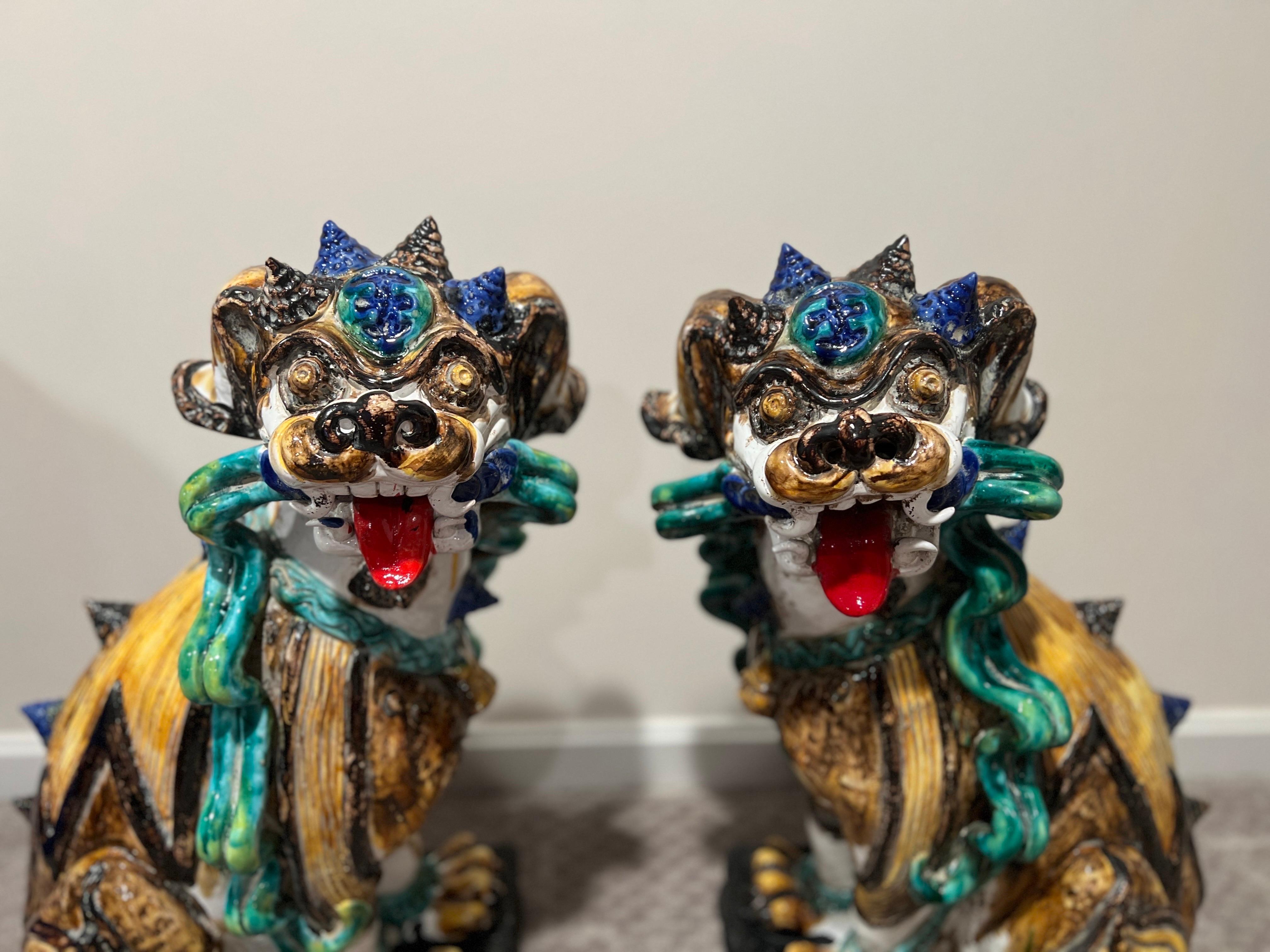 Large Scale Pair of Antique Majolica Ceramic Glazed Guardian Lions or Foo Dogs In Good Condition For Sale In Atlanta, GA