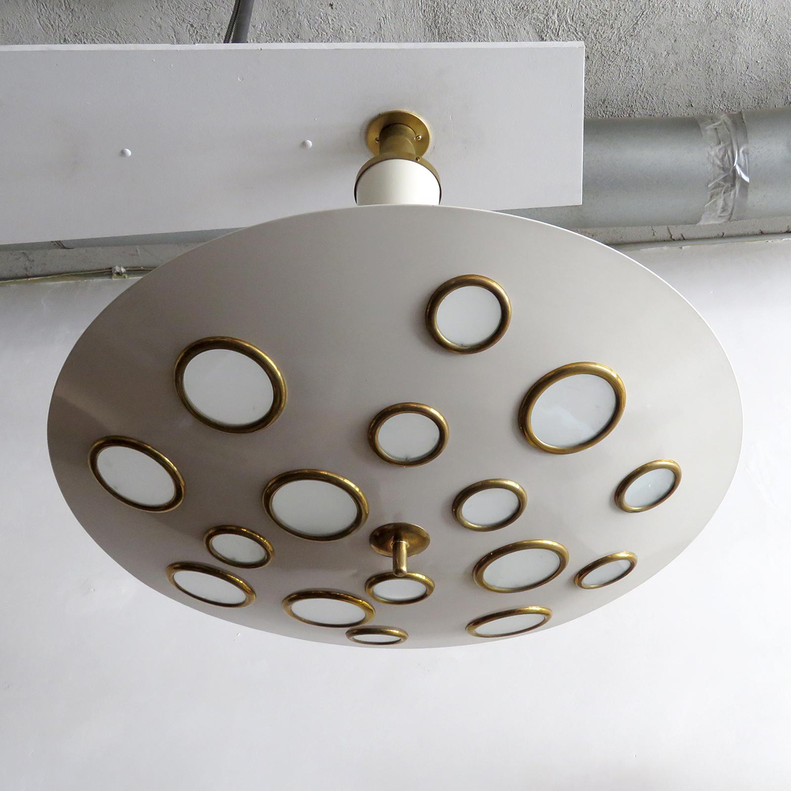 Italiano Lampada a sospensione di grandi dimensioni di Lumen Milano, 1950 in vendita