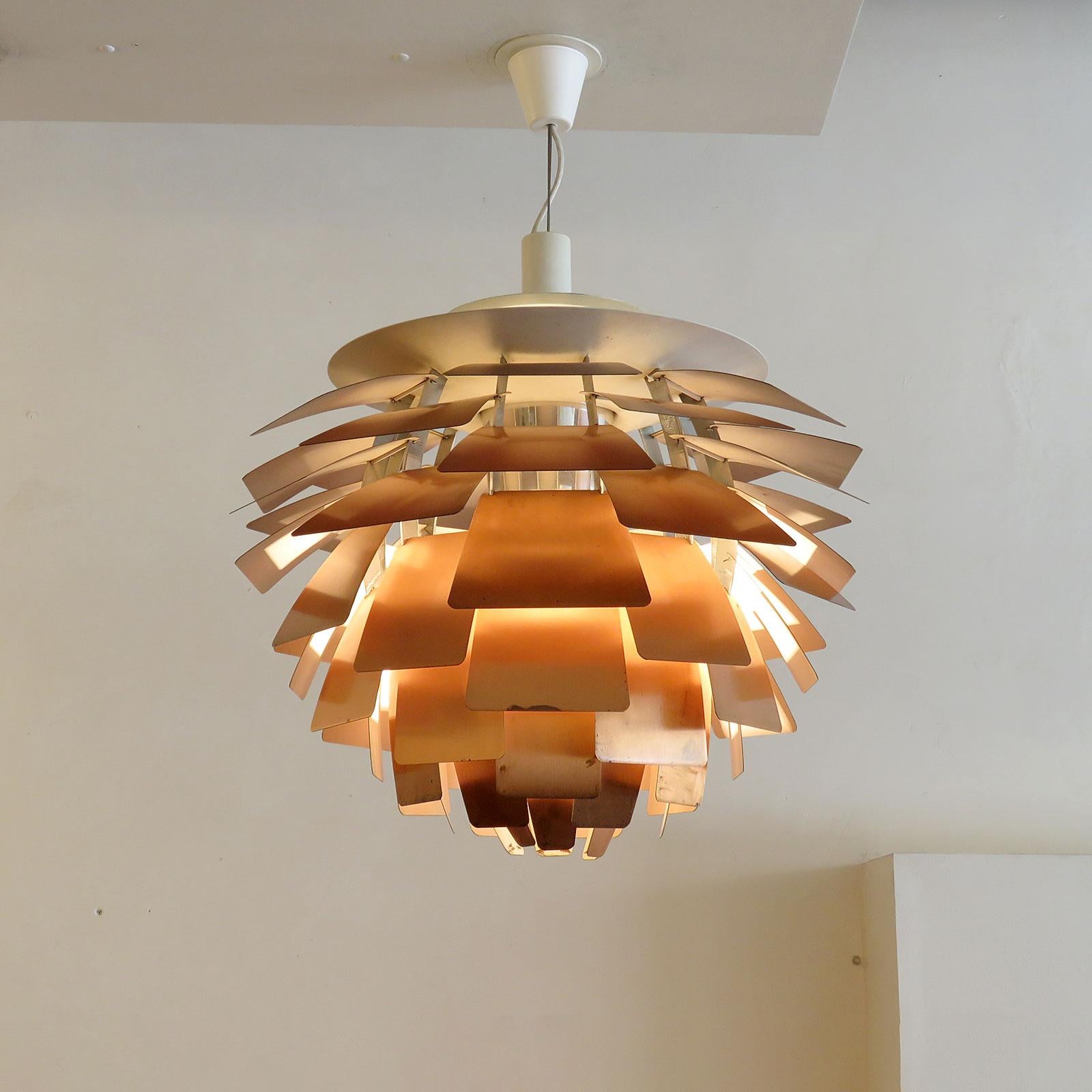 Large-scale PH Artichoke Copper Lamp by Poul Henningsen, 1960 In Good Condition In Los Angeles, CA