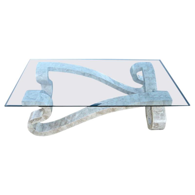 Table basse serpentine à grande échelle en placage de pierre polie en vente