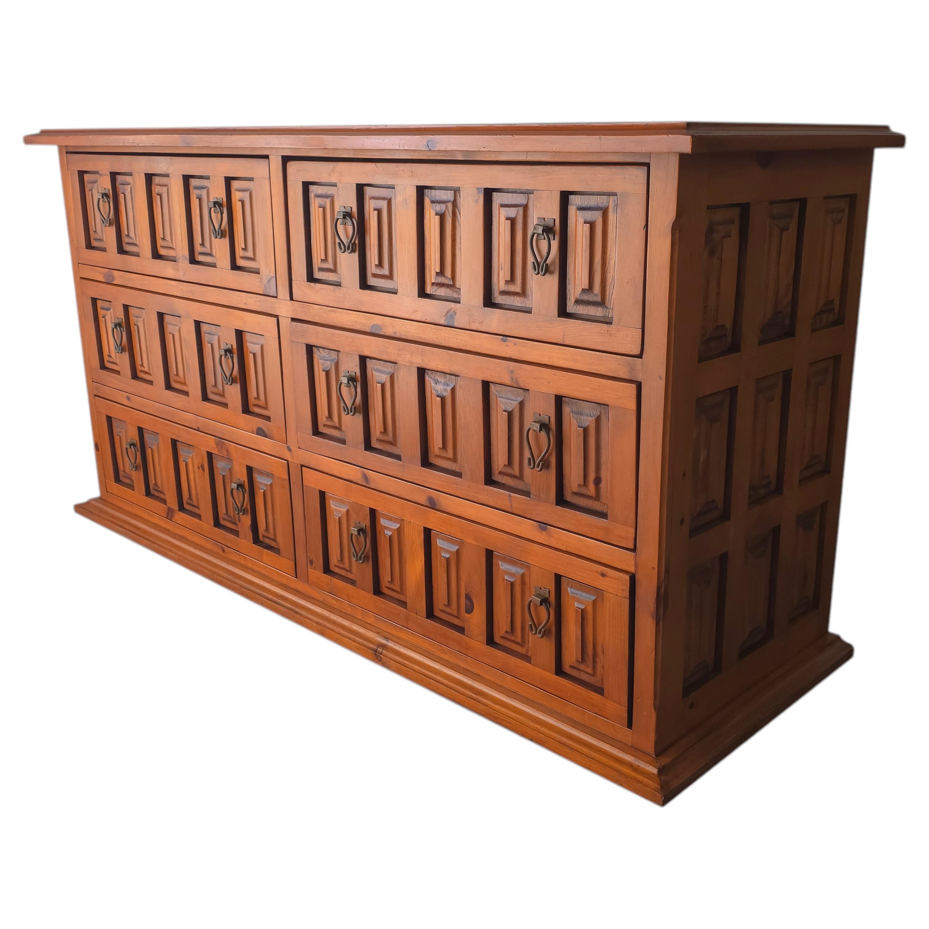 Large Scale Rustic Spanish Pine 6-Drawer Dresser