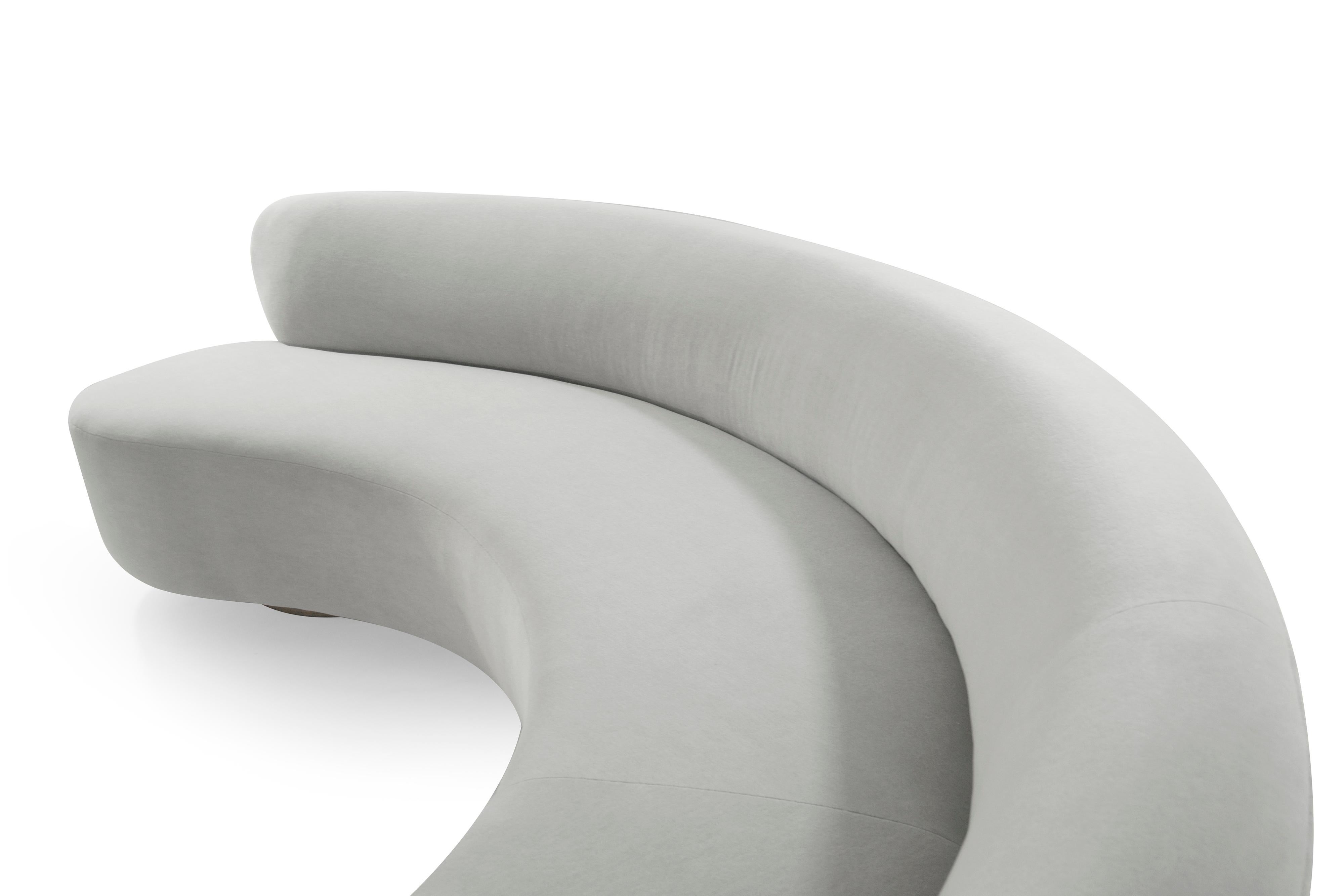 Impressive Sofa in Grey Alpaca Velvet by Vladimir Kagan 5