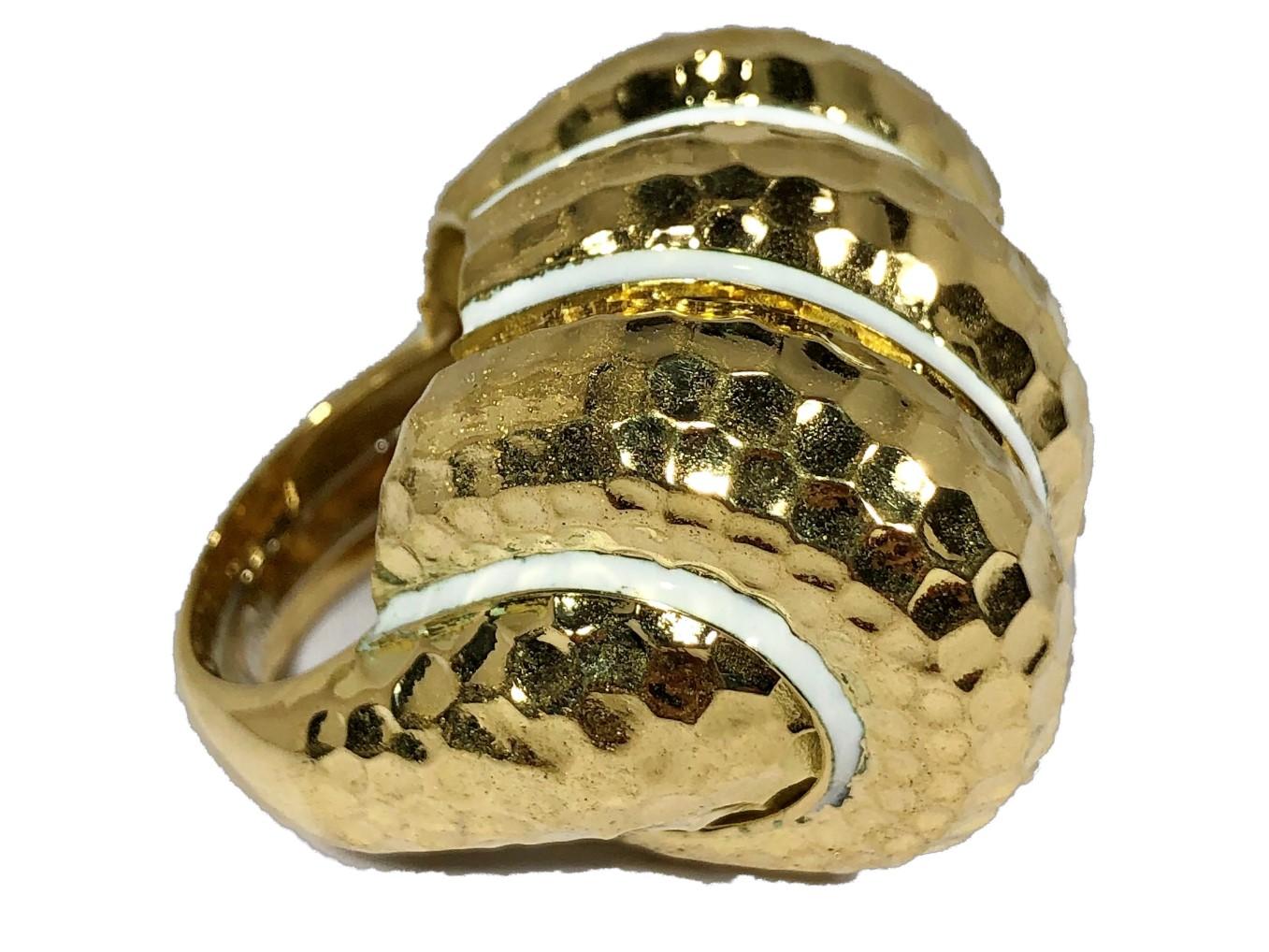 Large Scale Three Section Bombee Hammered Gold Ring with White Enamel Stripes In Excellent Condition For Sale In Palm Beach, FL