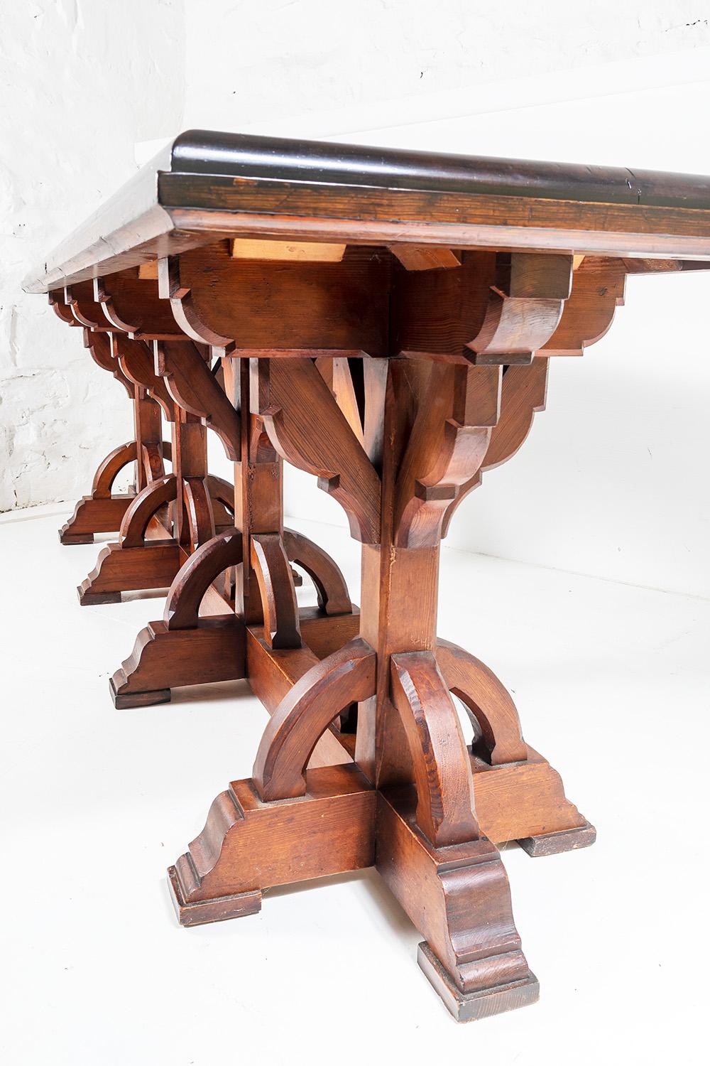 British Large Scale Victorian Ecclesiastical Gothic Revival Table in the Manner of Pugin For Sale